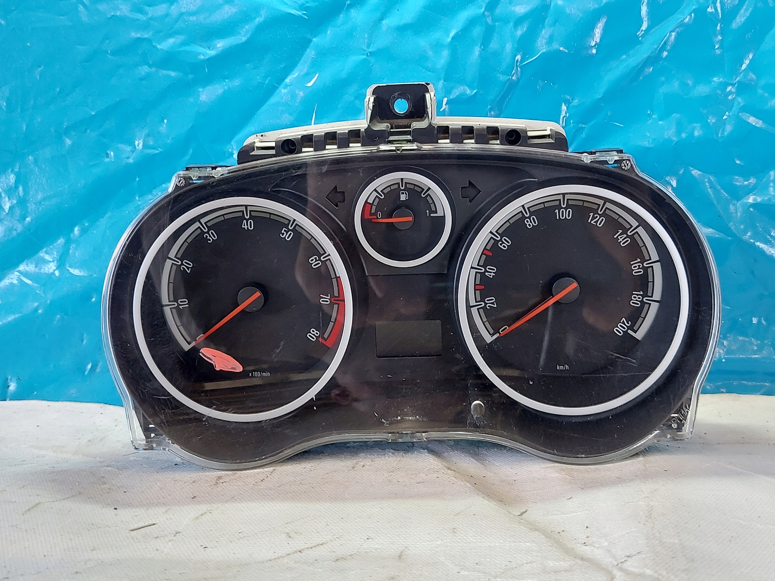 dials clock CORSA D 1.2 B P0013312043