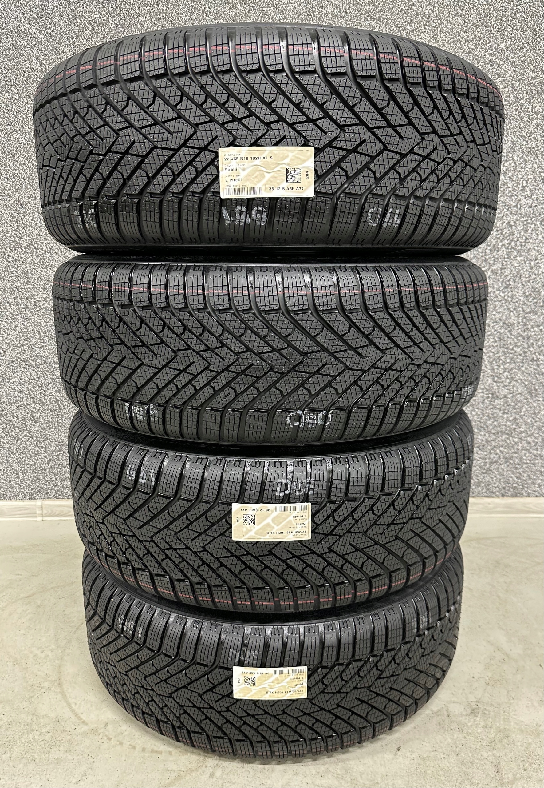 NOWE ORYGINALNE KOŁA ZIMOWE ALUFELGI 18 BMW X1 U11 X2 U10 838M Kod producenta 36115A65F35