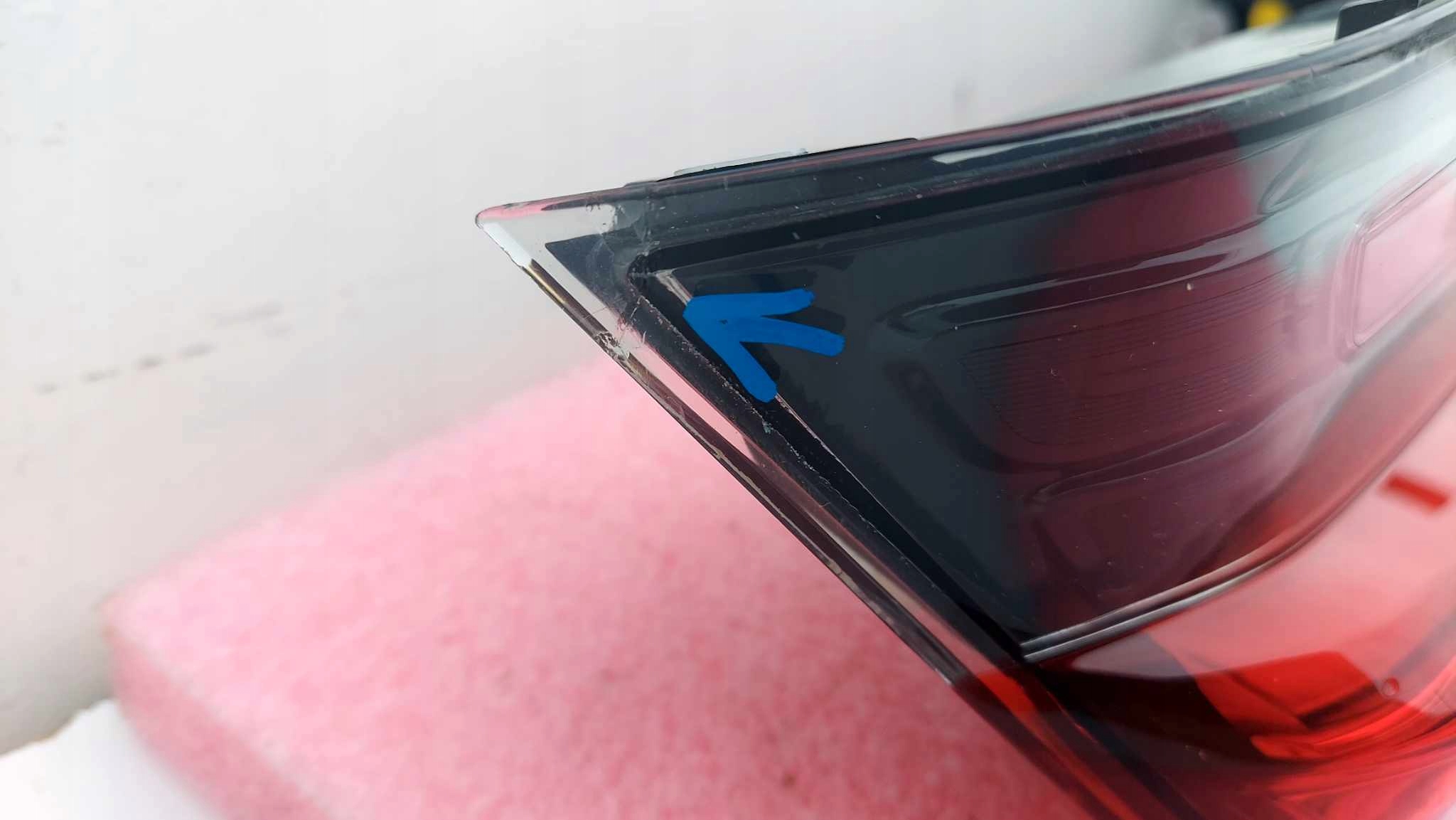 BMW 3 универсал G21 фонарь правый led 1870