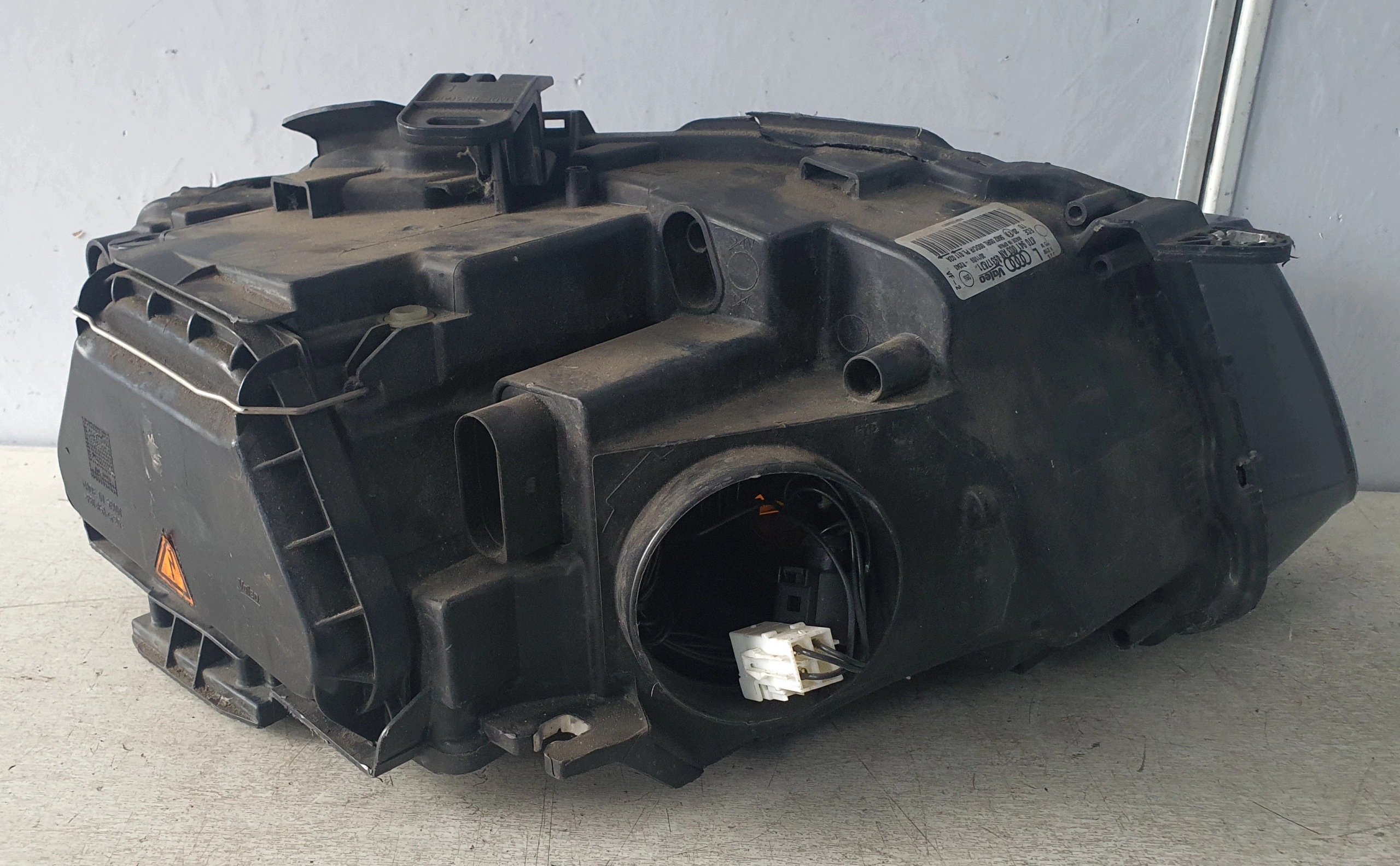 AUDI A5 8T REFLEKTOR left XENON positioning original 8T0941003AN