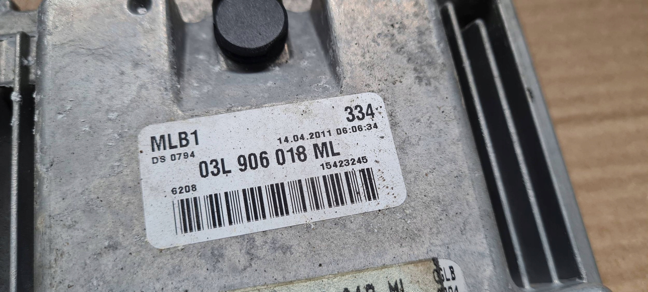 Q5 8R module control unit computer ECU 2.0 TDI 03L906018ML A4 B8 A5