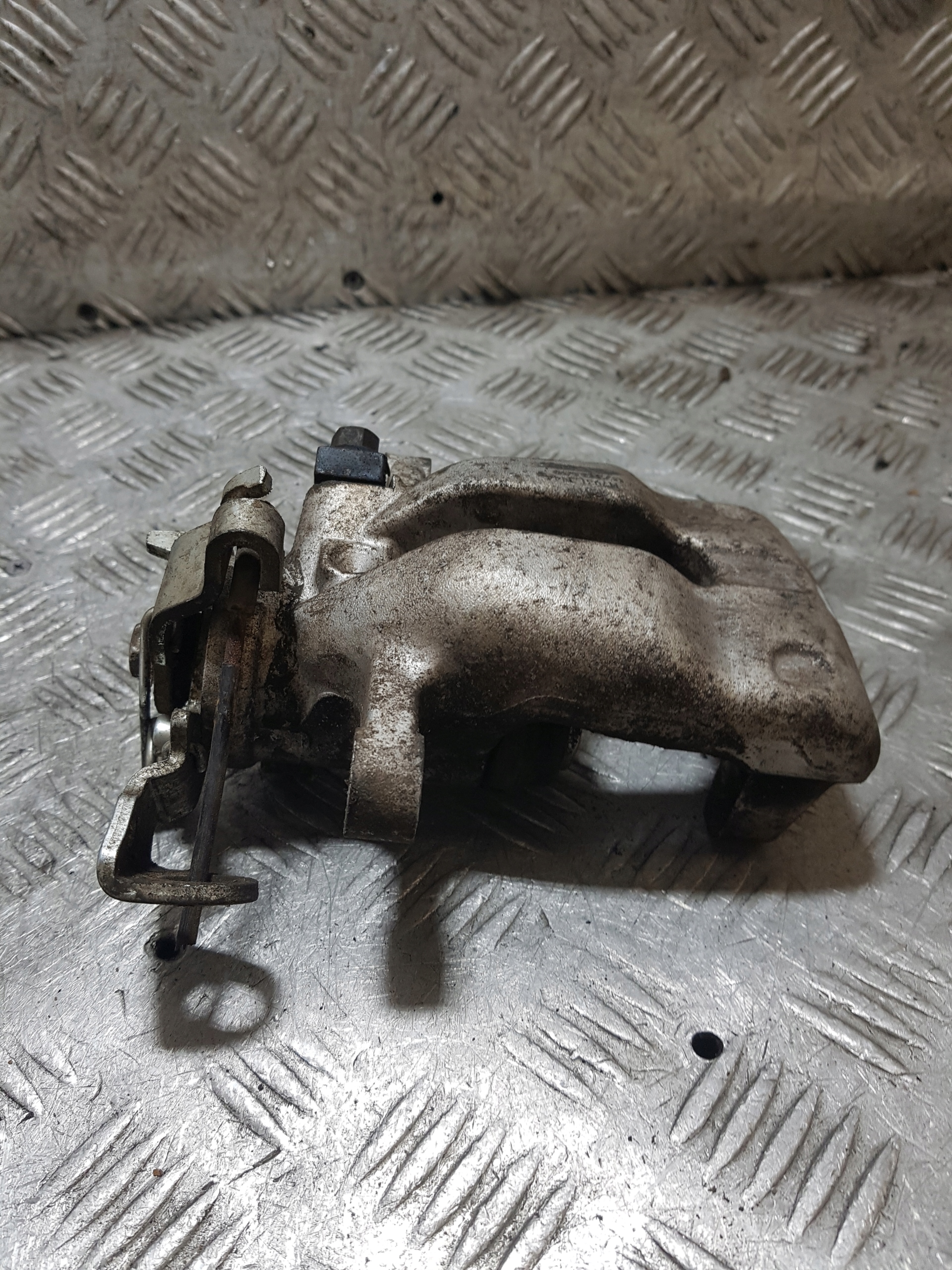 caliper brake right rear part rear OPEL ASTRA H