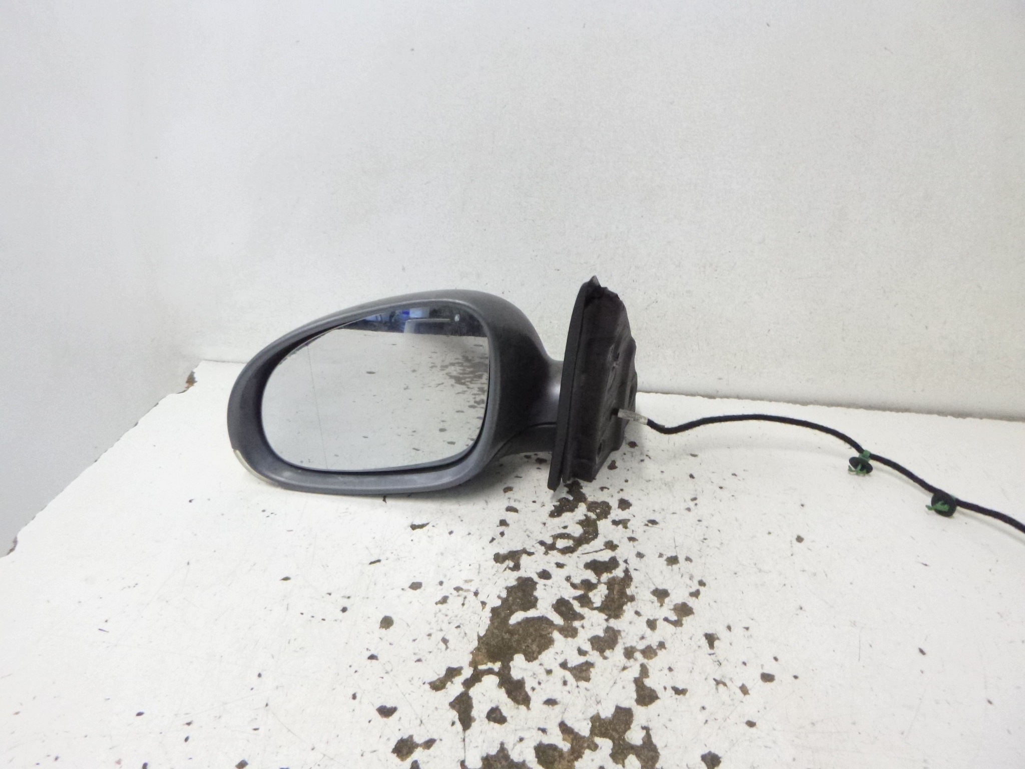 mirror left VW GOLF V 6PIN 2005-2009 OE EUROPA