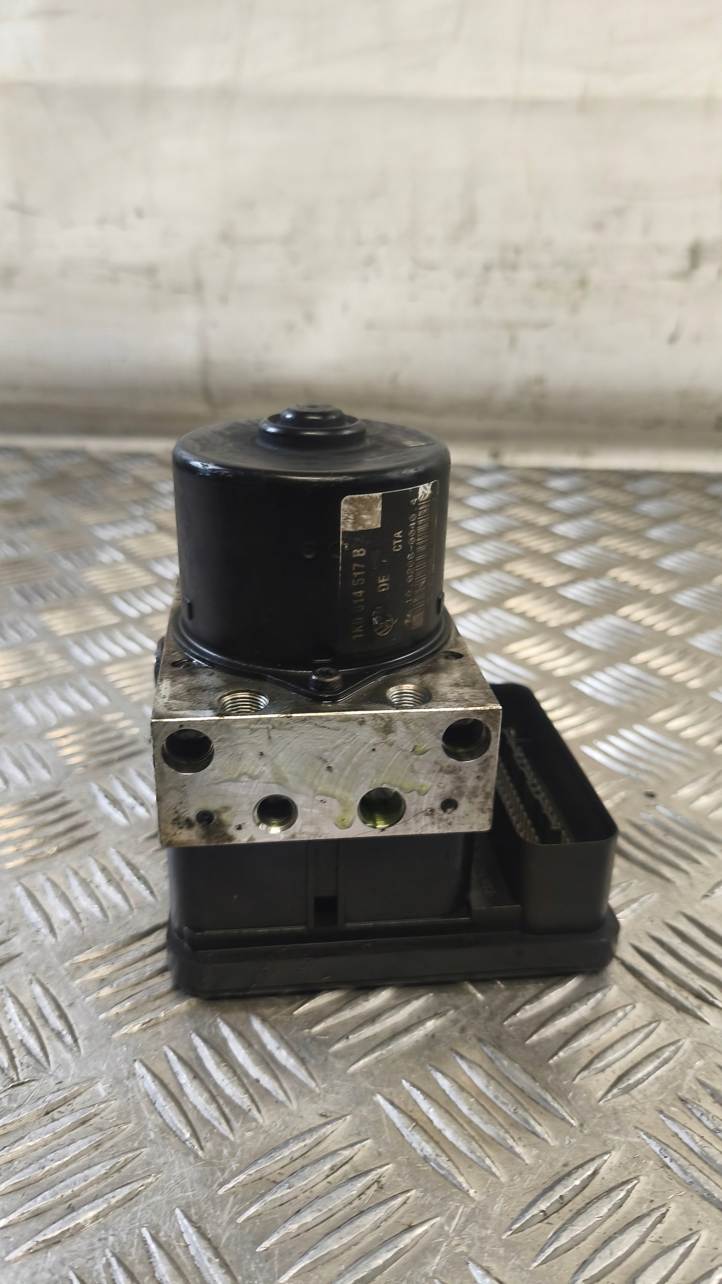 pompa ABS AUDI A3 8P 2003r 2.0TDI 1K0907379D