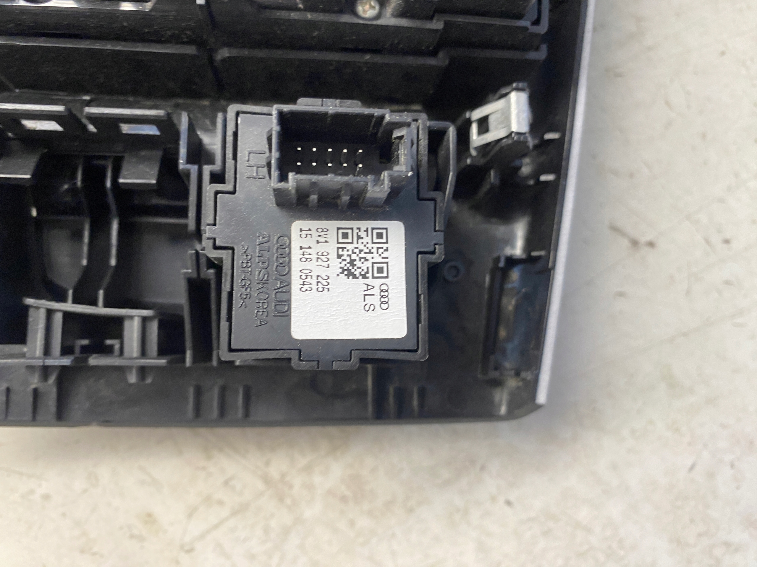 Audi A3 8V панель управления 8V0919614L