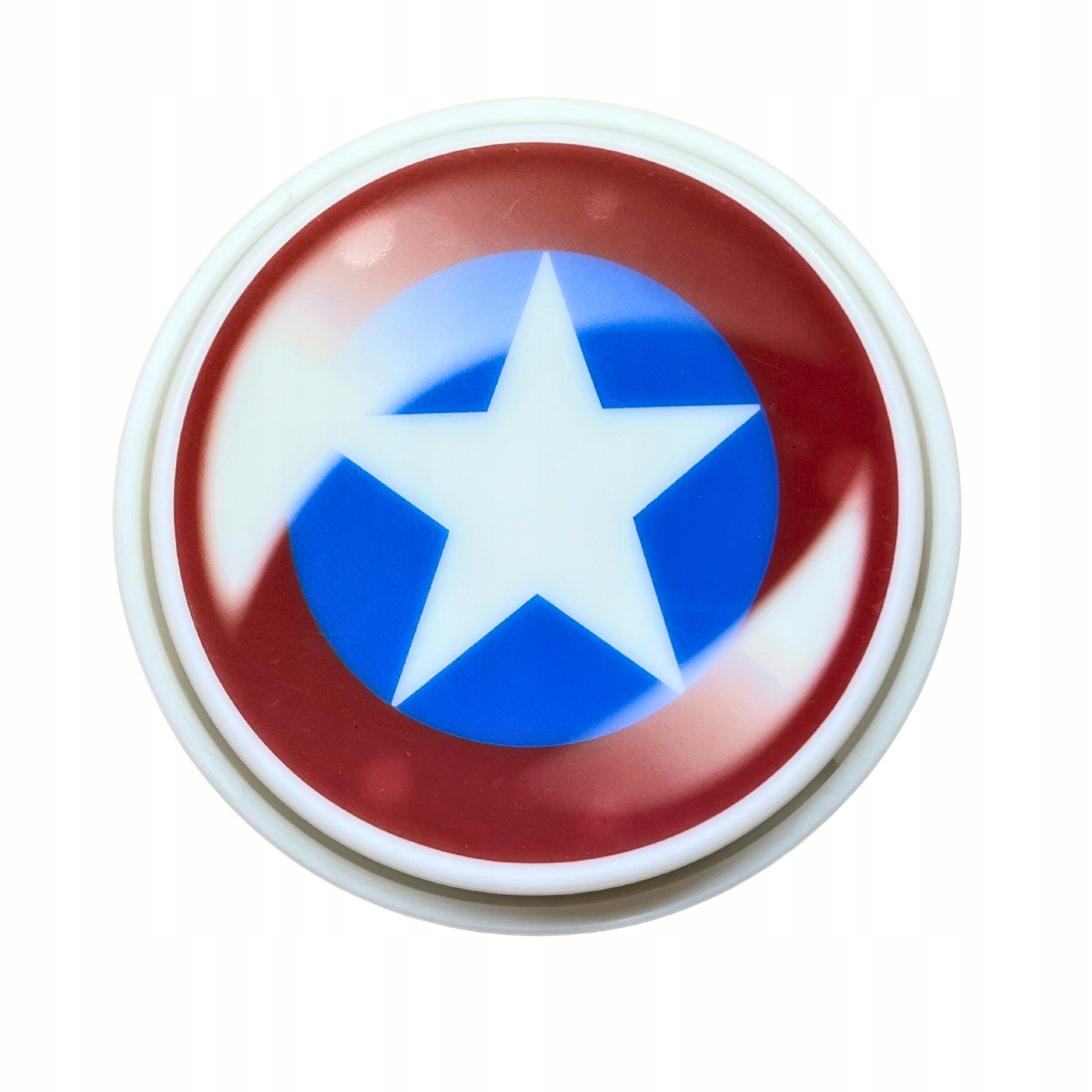 KAPITAN AMERYKA WALIZKA MARVEL AVENGERS + TARCZA ODZNAKA OPASKA NAKLEJKI Materiał plastik
