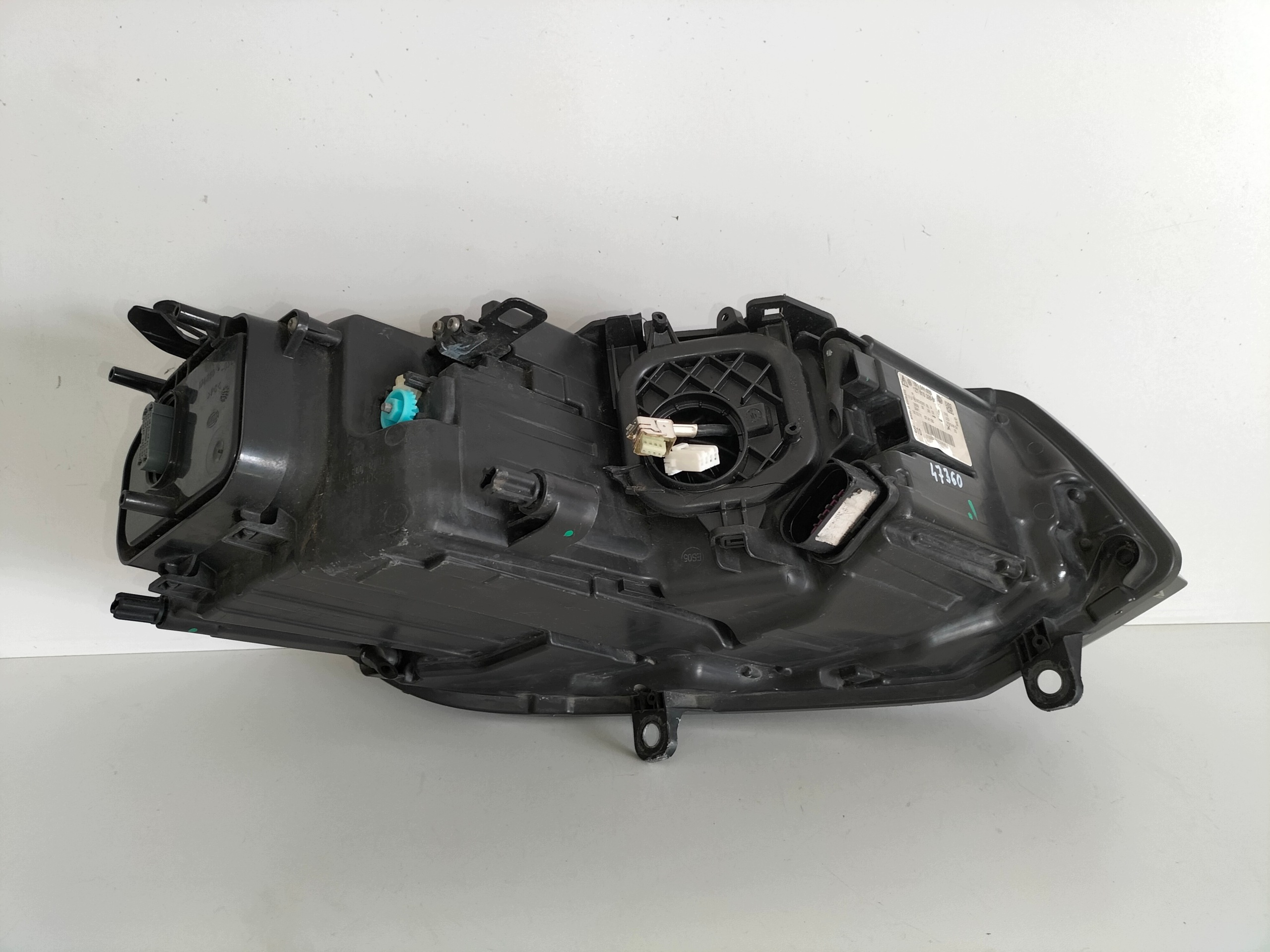 light front reflektor left VW TOUAREG II 7P 10-14 BI-XENON