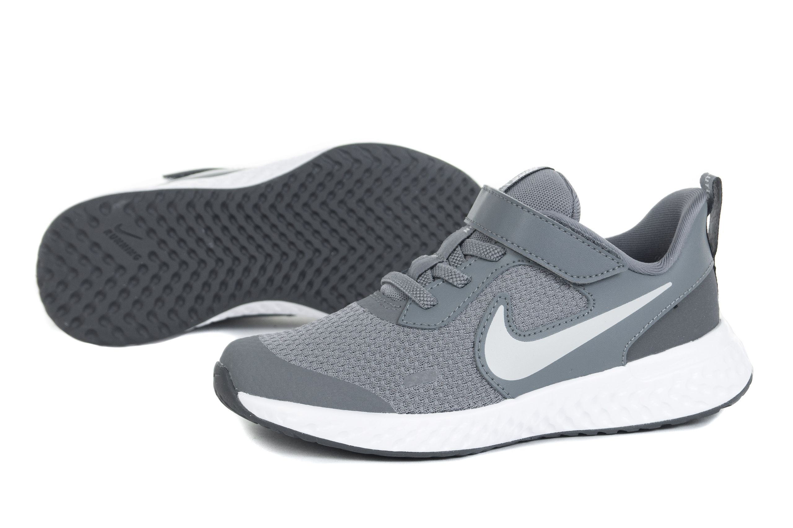 buty NIKE REVOLUTION BQ5672 004 r. 31,5 Płeć chłopcy dziewczynki