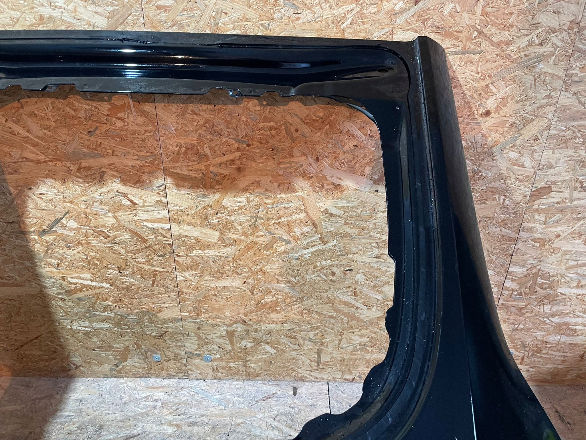 TESLA MODEL Y KLAPA BAGAŻNIKA KLAPA TYLNA TYŁ ** Producent części Tesla