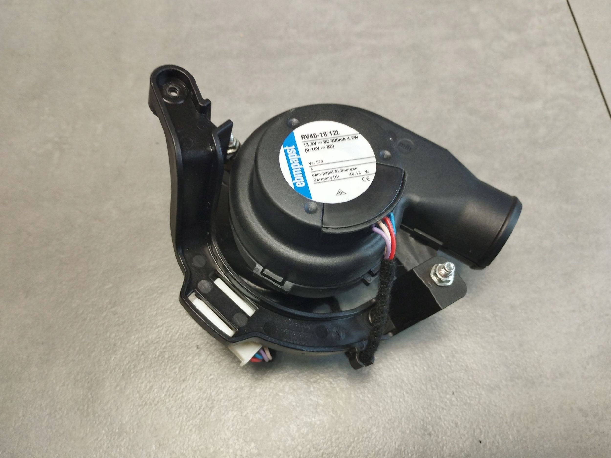 Mercedes-Benz E W213 fan heating A2139062700