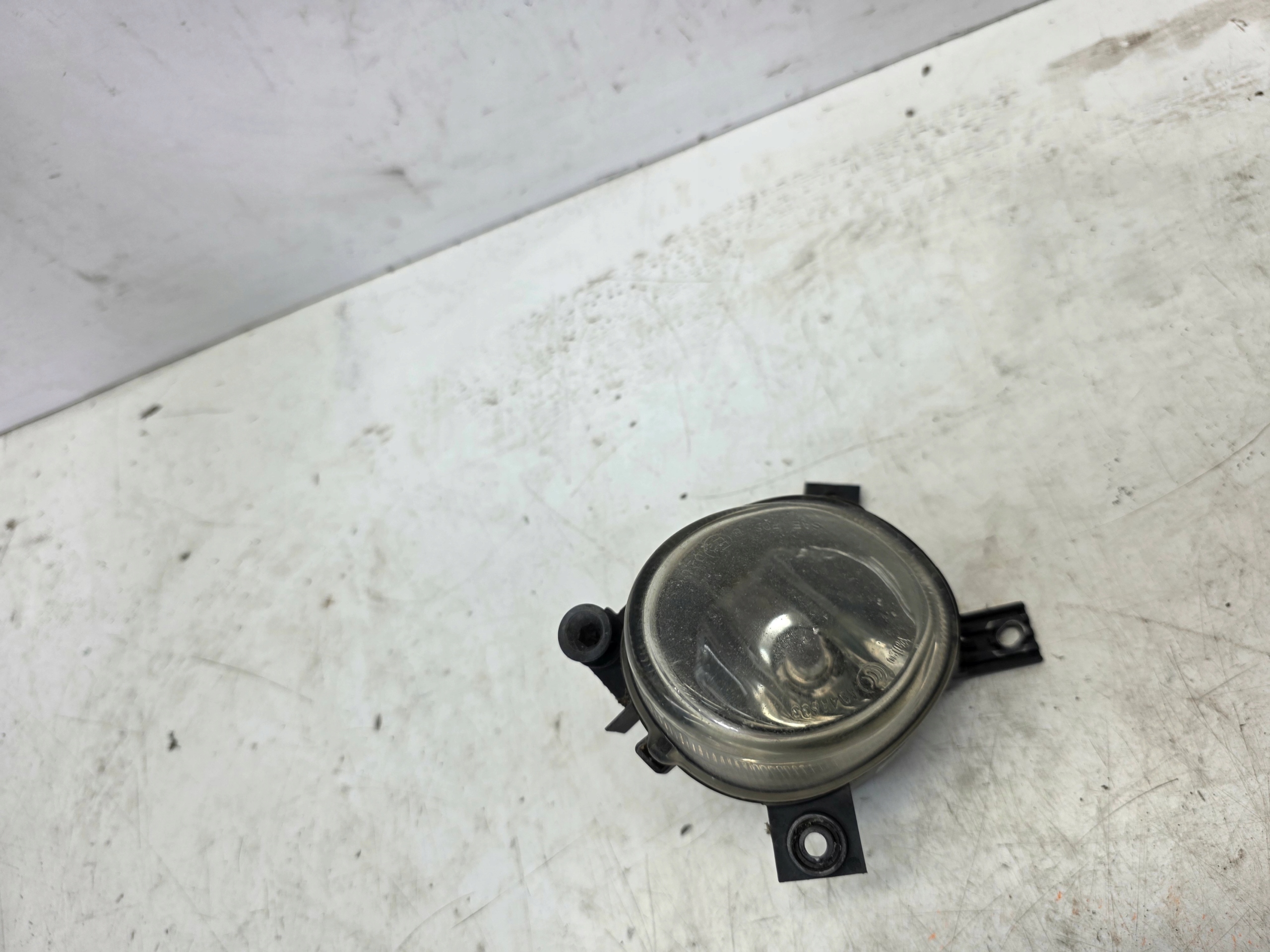 fog light light fog lights right front AUDI A3 8P A4 B7 8E0941700C