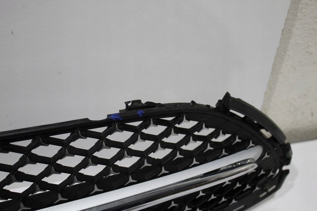Mercedes-Benz C-Klasse W206 Kühlergrill FRONTGRILL Kühlergitter - Thumbnail 3