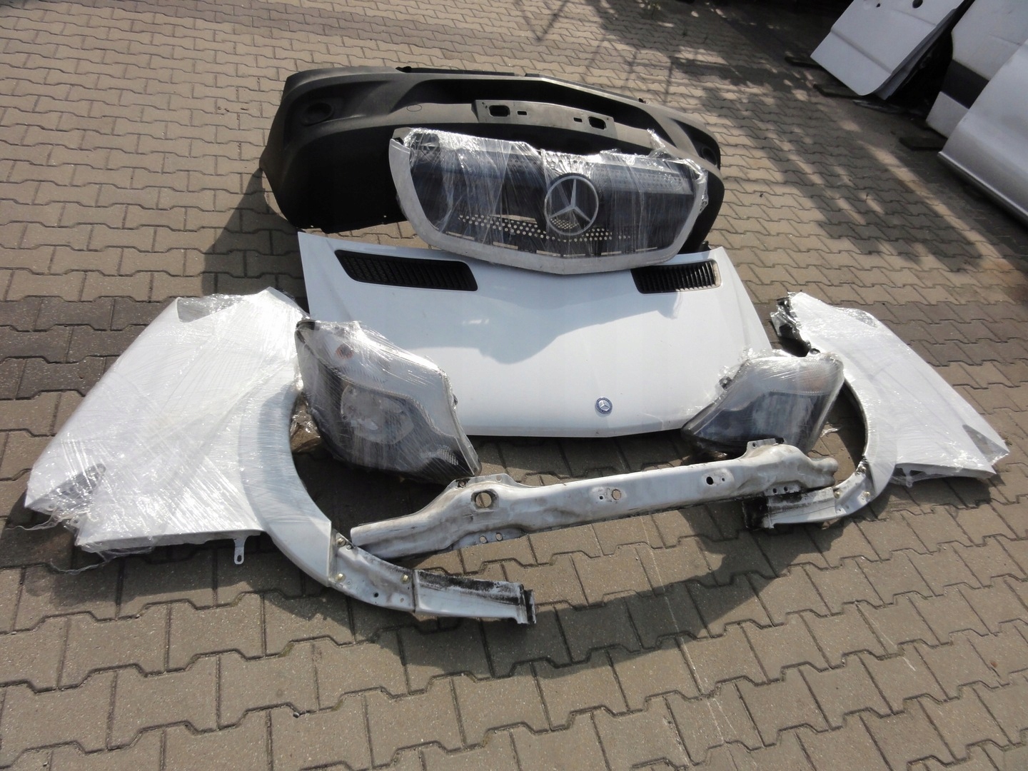 MERCEDES SPRINTER 906 PRZÓD LIFT PO 2013