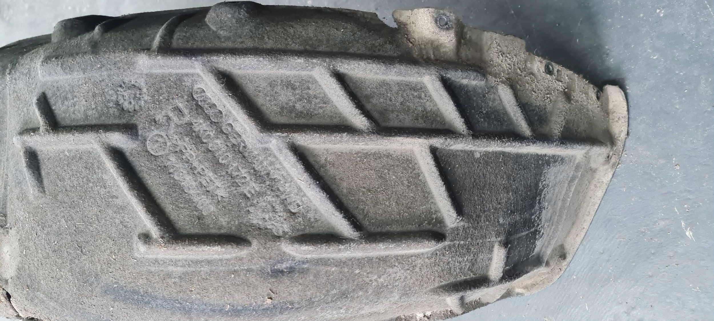 A6 C8 4K mudguard right right rear part rear. KOMBI 4K0810172E