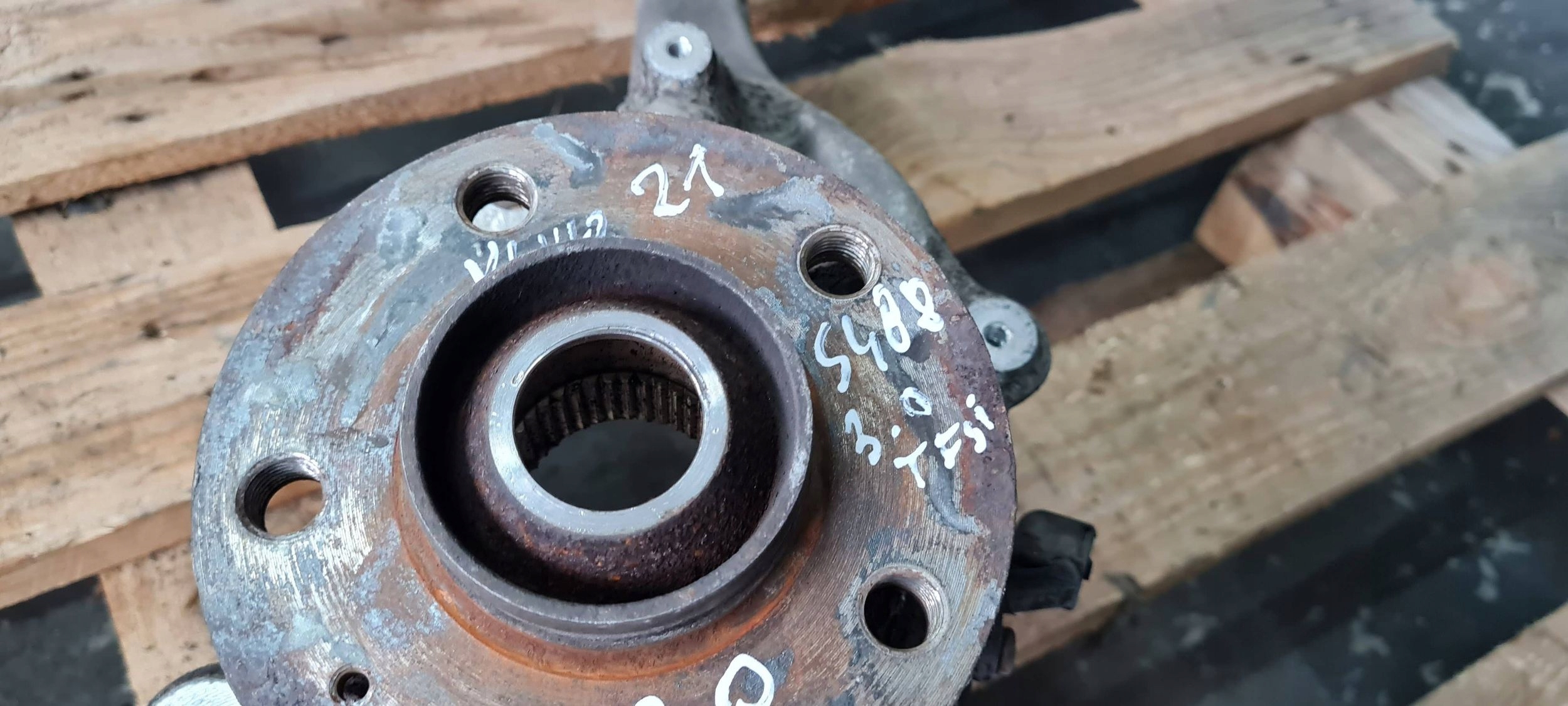 S4 B8 A4 swing right right front 8K0407254AB A5 8T S5 Q5 8R