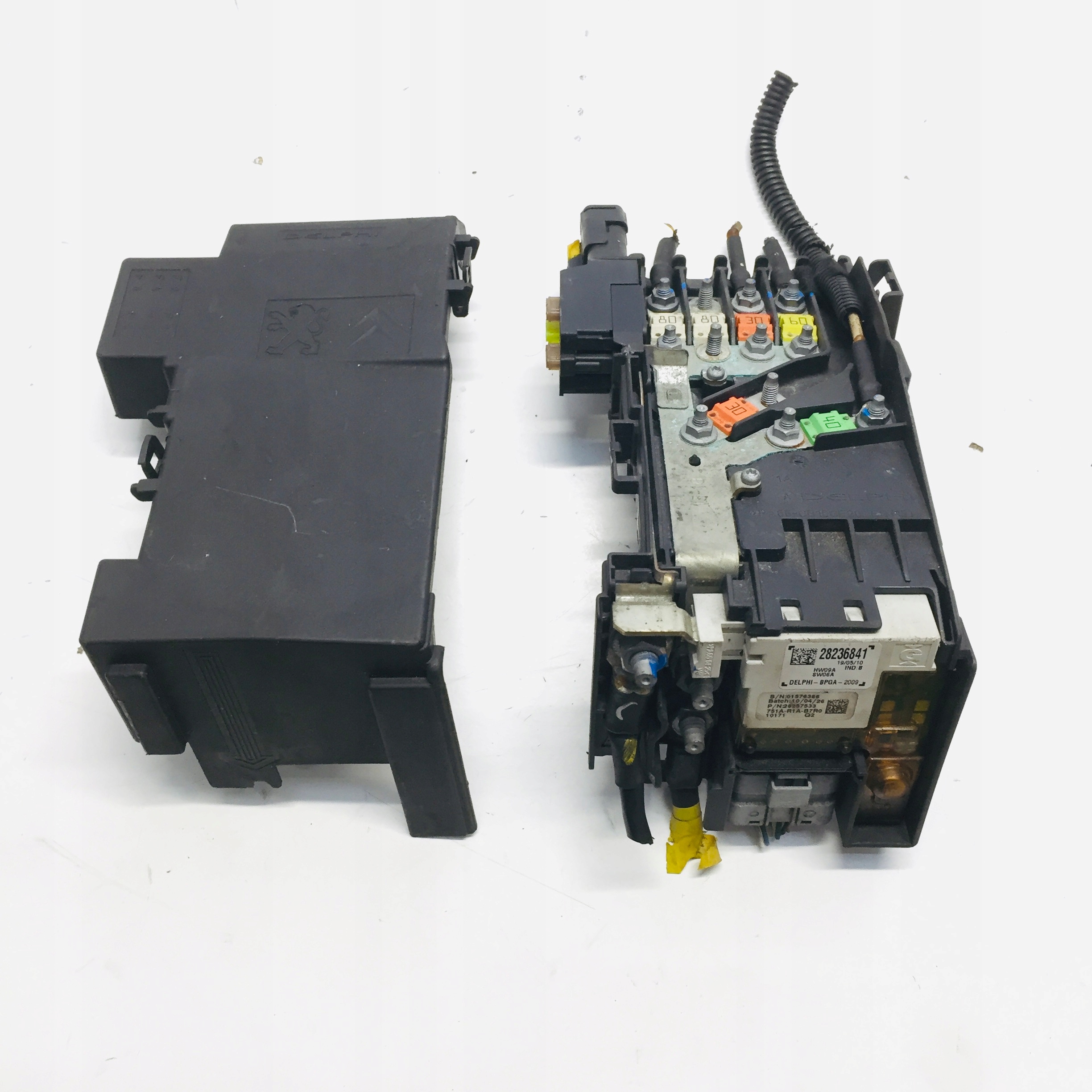 MODUŁ NAPIĘCIA PEUGEOT 3008 5008 28236841 Numer katalogowy części 28236841