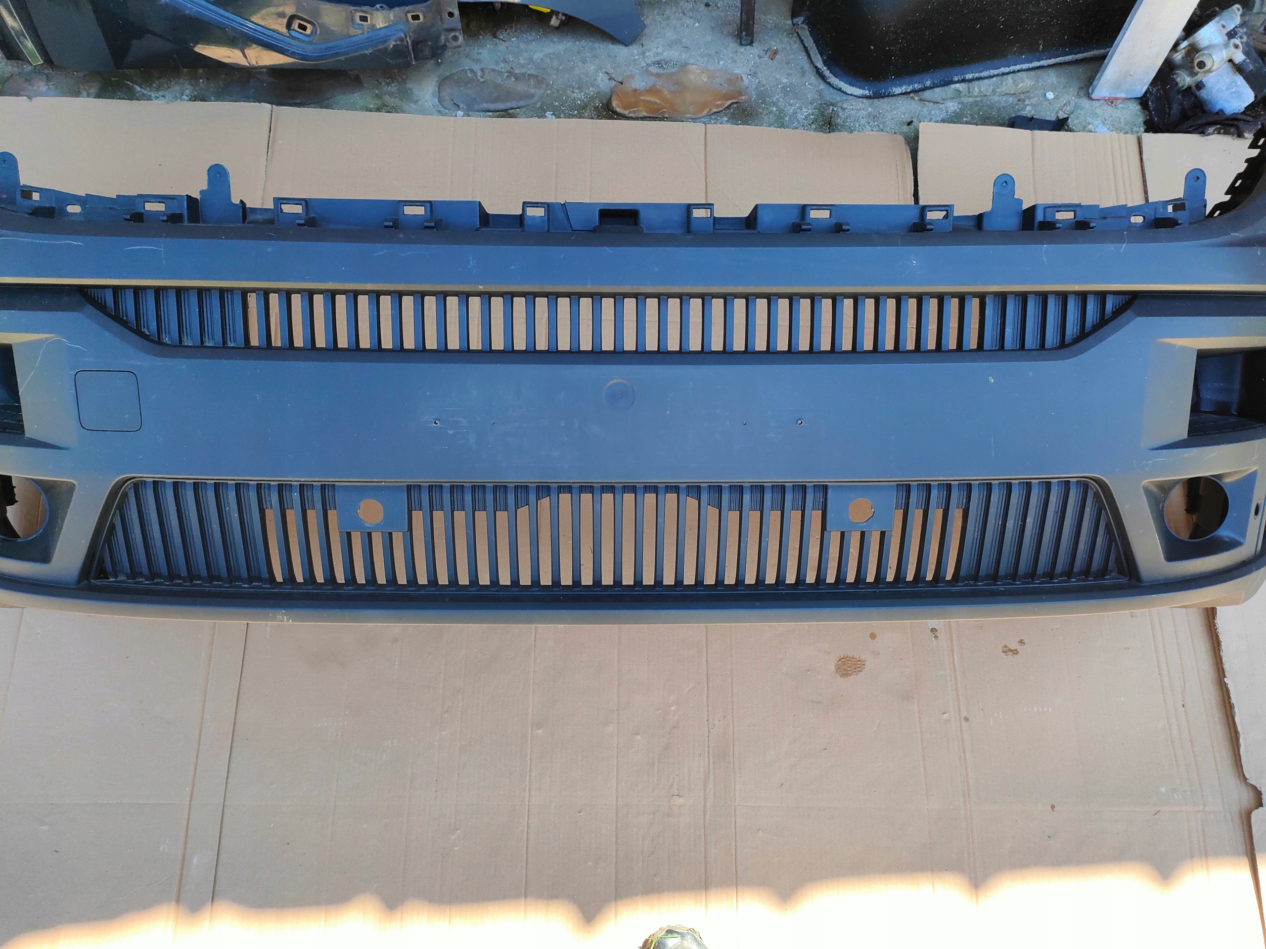 bumper front RENAULT MASTER 4 IV 622541366R front