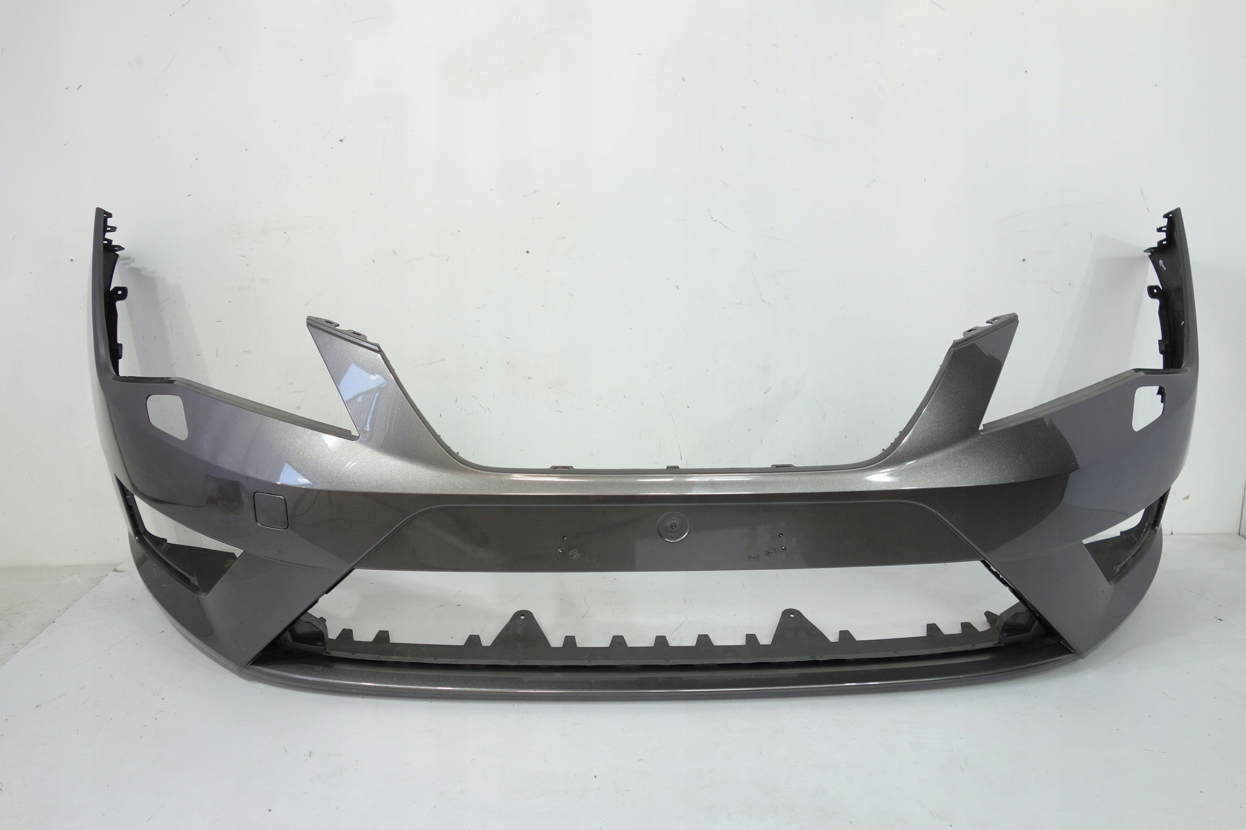 ZDERZAK PRZÓD SEAT LEON III FR 12-16 SPRYSKI 5F0