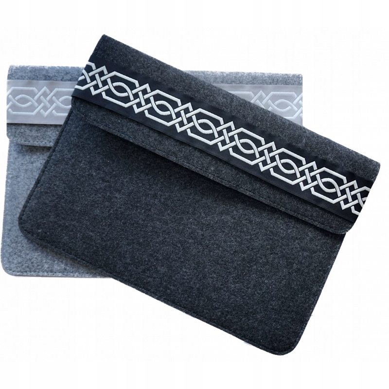 Ruční výroba pouzdro na 17,3" notebook z plsti