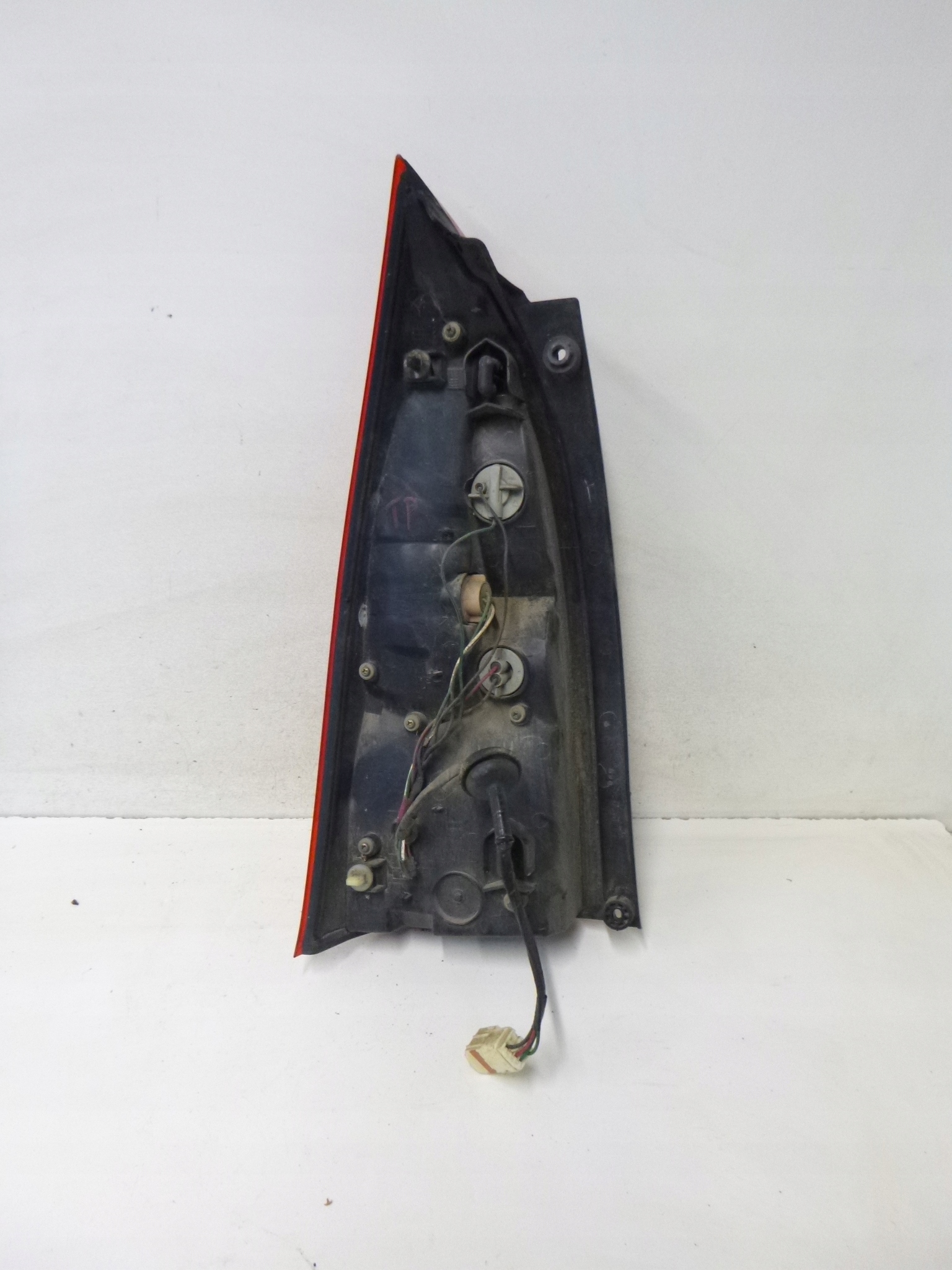LICHT HINTEN MAZDA PREMACY 2000R.