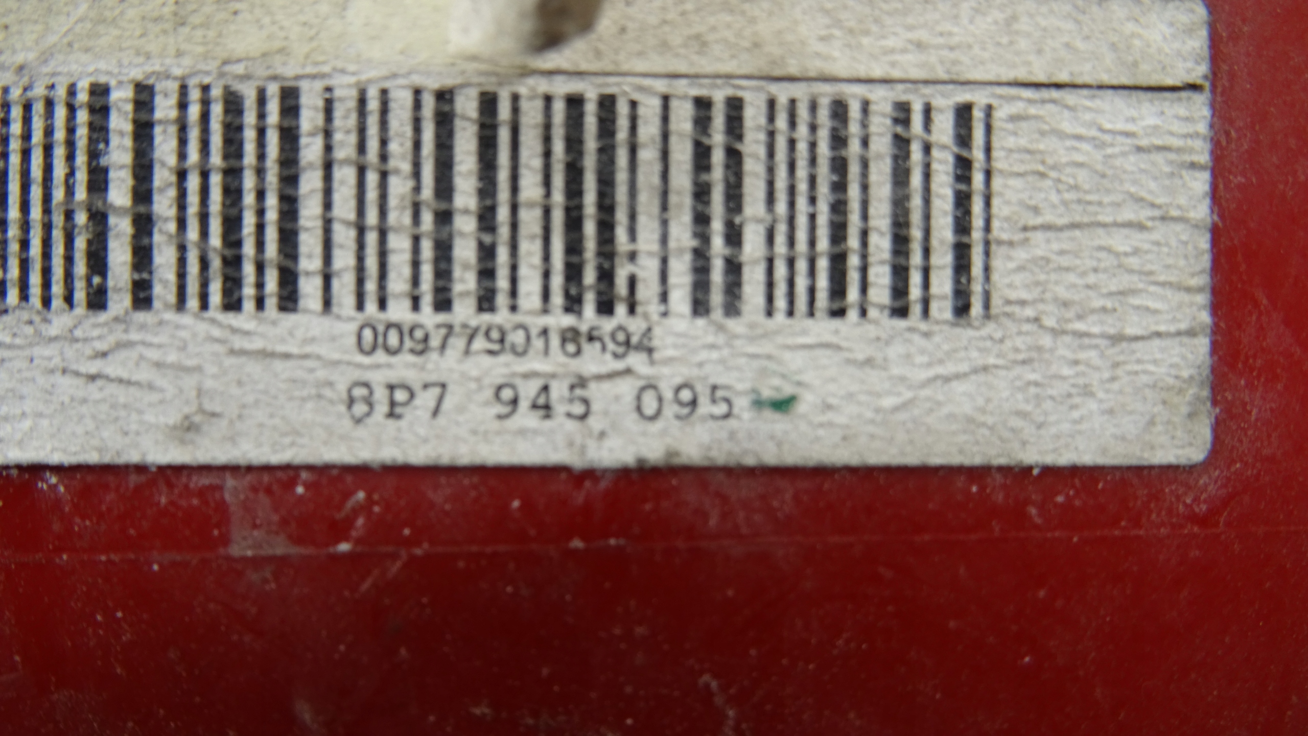 AUDI A3 8P CABRIO light rear part left 8P7945095