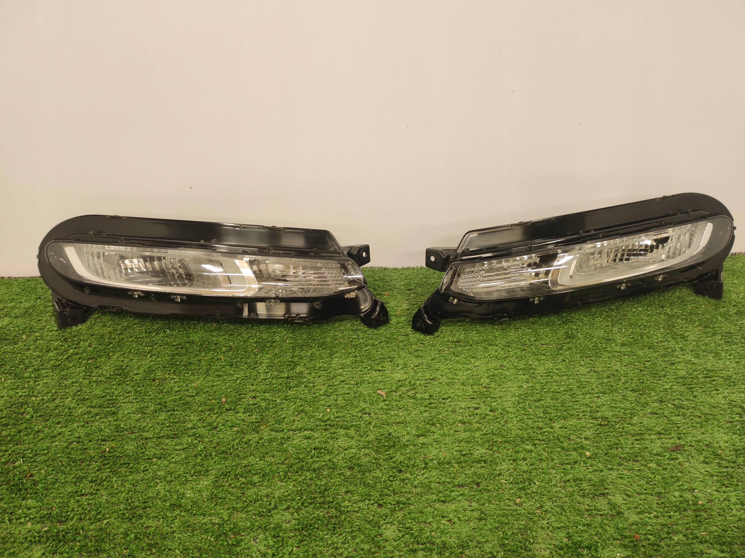 CITROEN C3 AIRCROSS лампа передняя правая дневная DRL