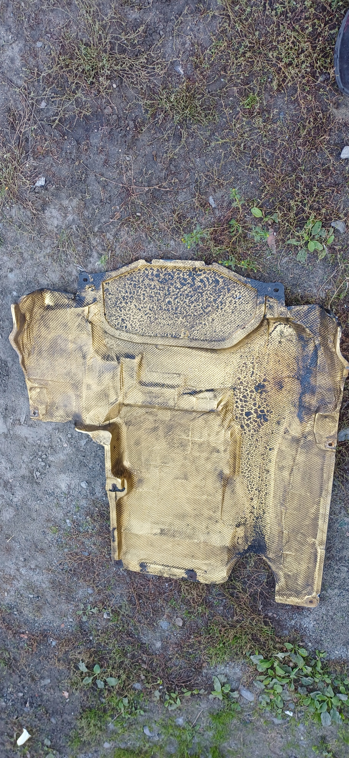 MERCEDES C-class W203 cover cover below engine