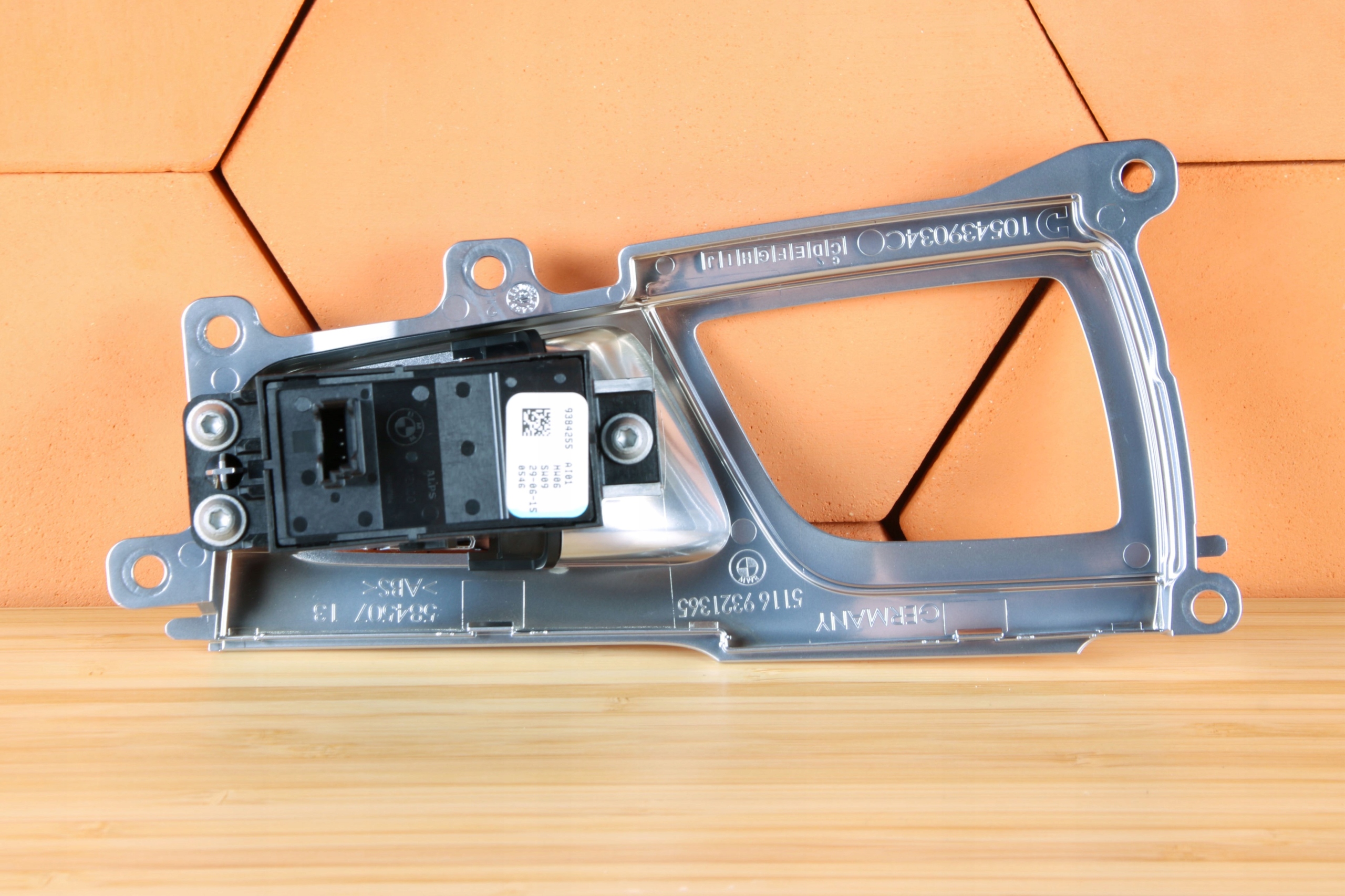 BMW G11 G12 switch electric brake POSTOJOWEGO frame 9384255
