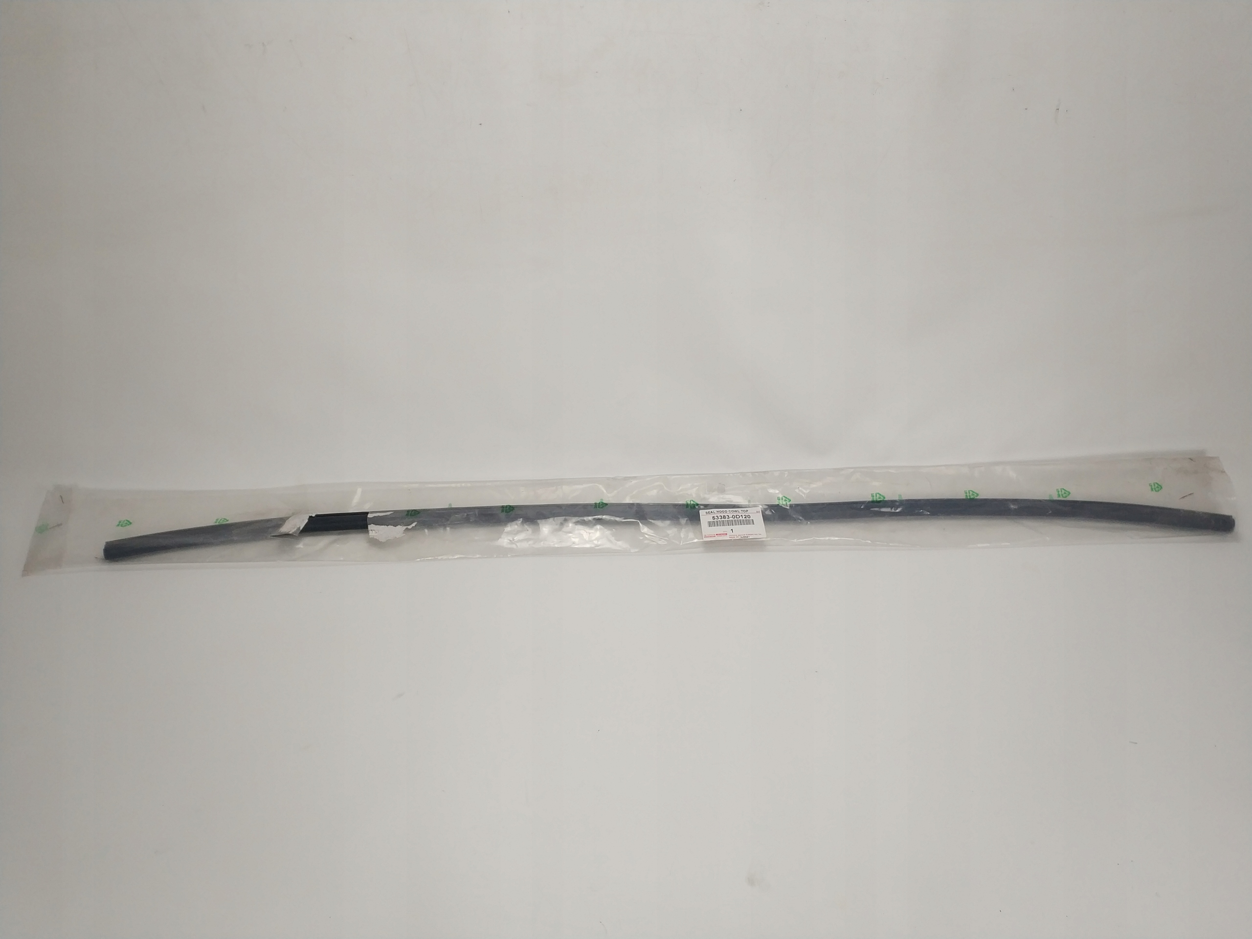 53383-0D120 533830D120 - TOYOTA YARIS III 3 прокладка капота