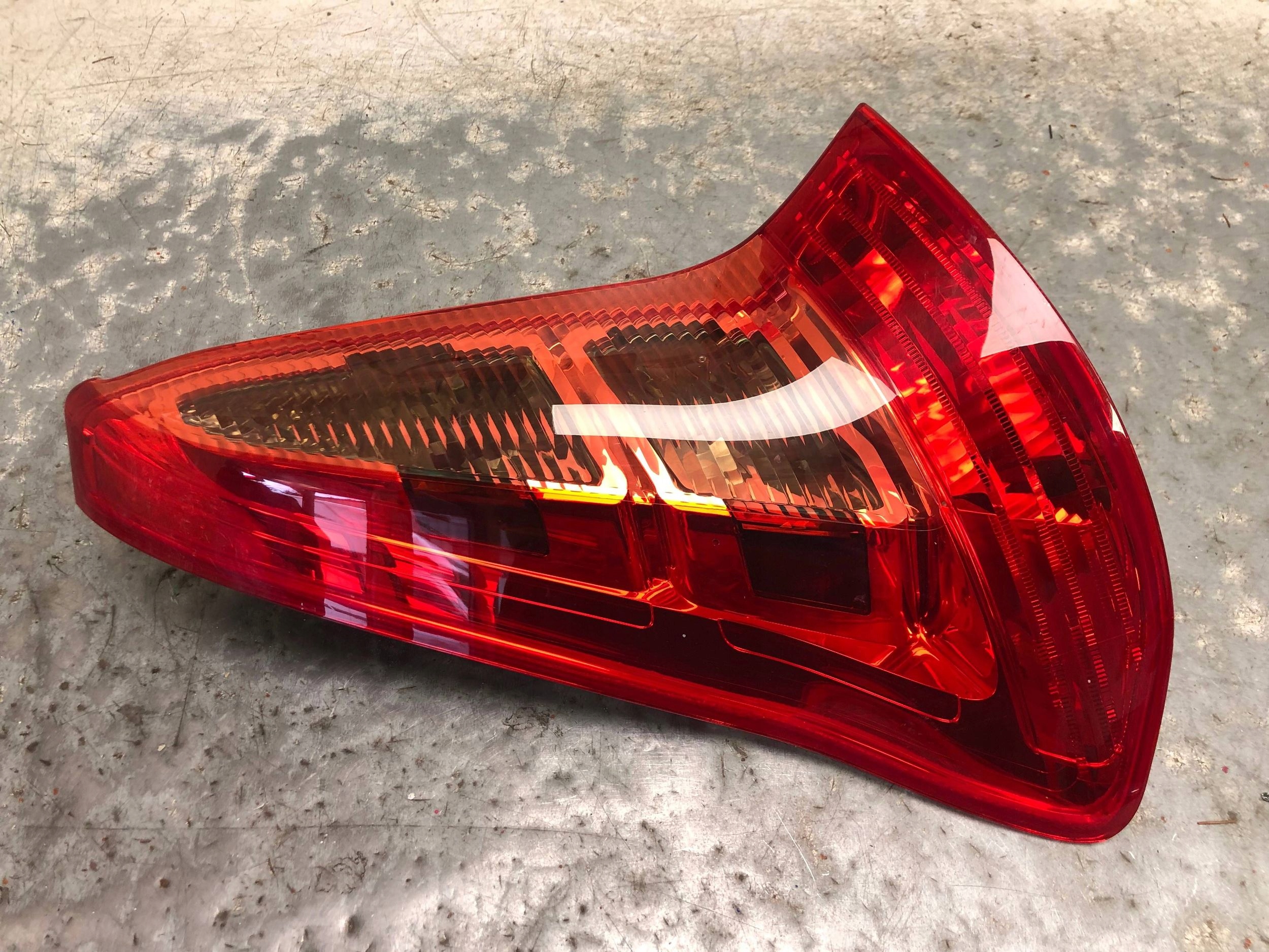 light left rear part CITROEN C4 and 3D 9646801777