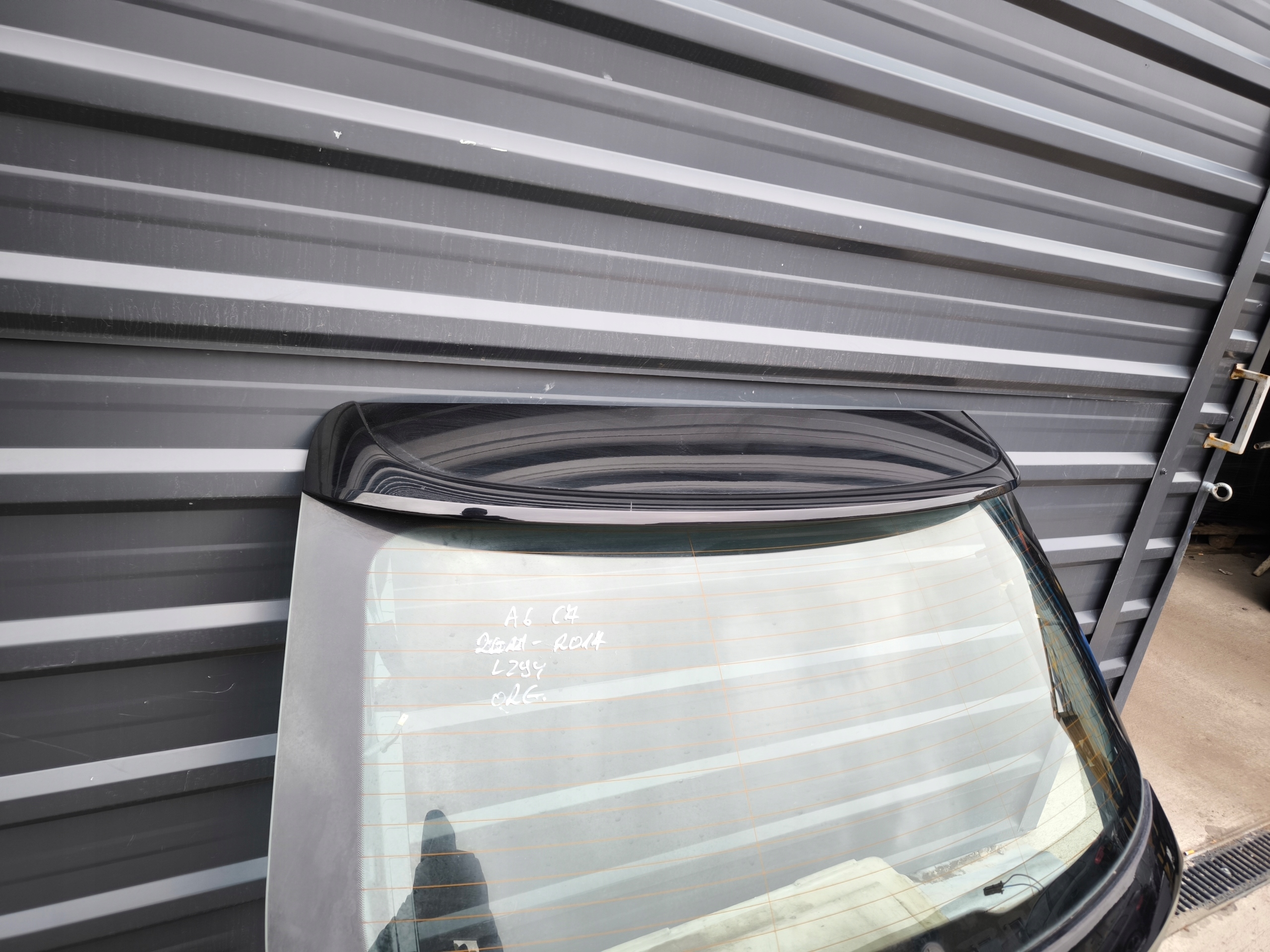 boot doors rear part AUDI A6 C7 AVANT/KOMBI 2011-2016 LZ9Y original !!!