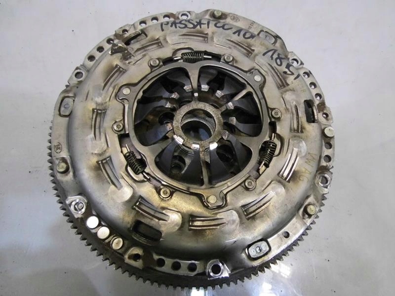KOŁO ZAMACHOWE DOCISK VW PASSAT CC 1.8 TFSI
