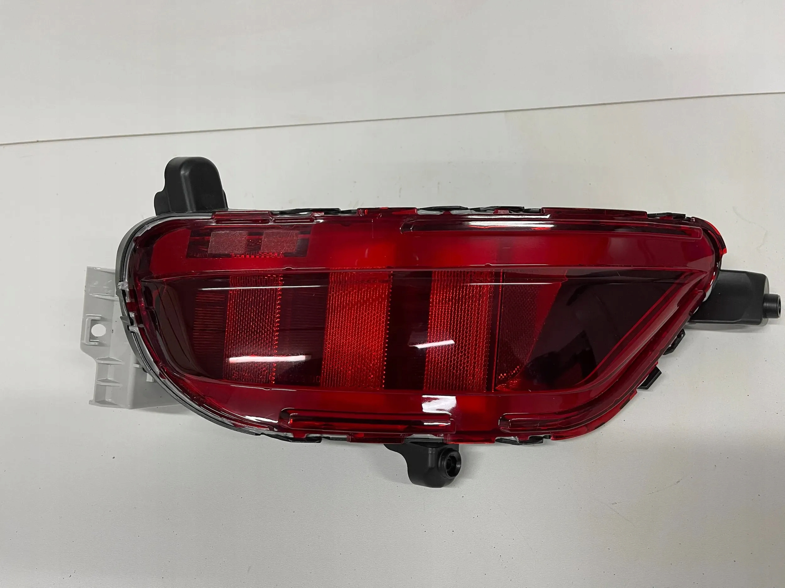LAMPA ZDERZAKA TYŁ TYLNA LEWA MAZDA CX5 CX-5 II 17- Numer katalogowy części KB8A515M0