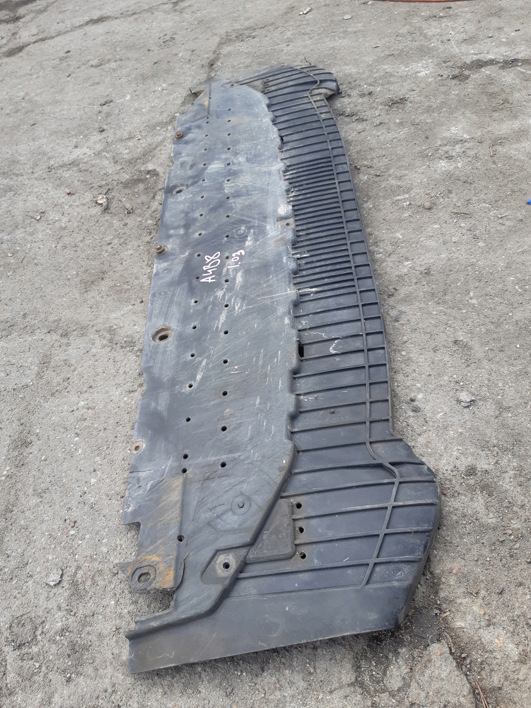 AUDI A4 B8 Blende Abdeckung abdeckung unter Stoßstange 8K0807233