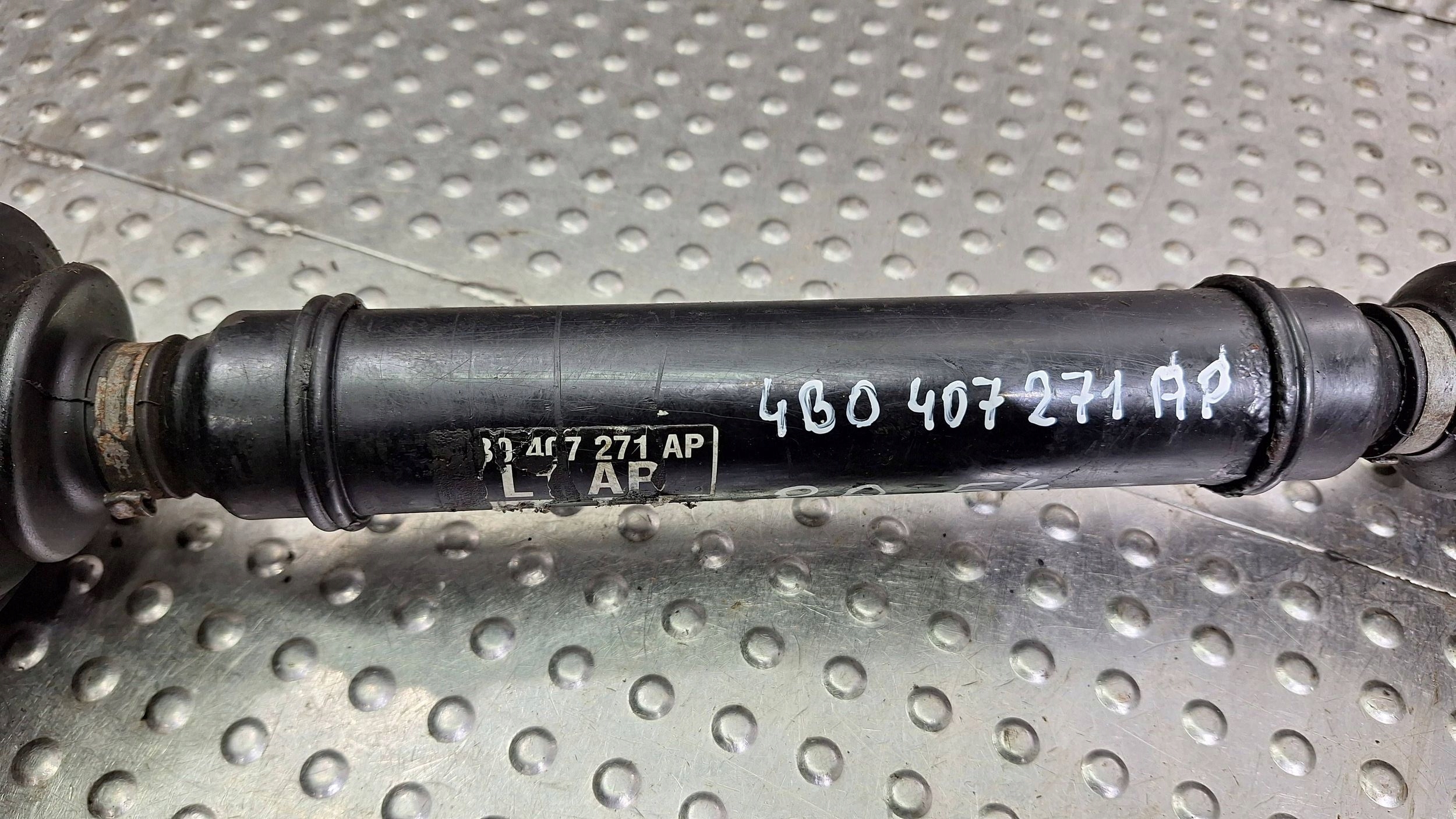 semi-axis left front AUTOMAT 4B04072721AP AUDI A6 C5 A8 D2
