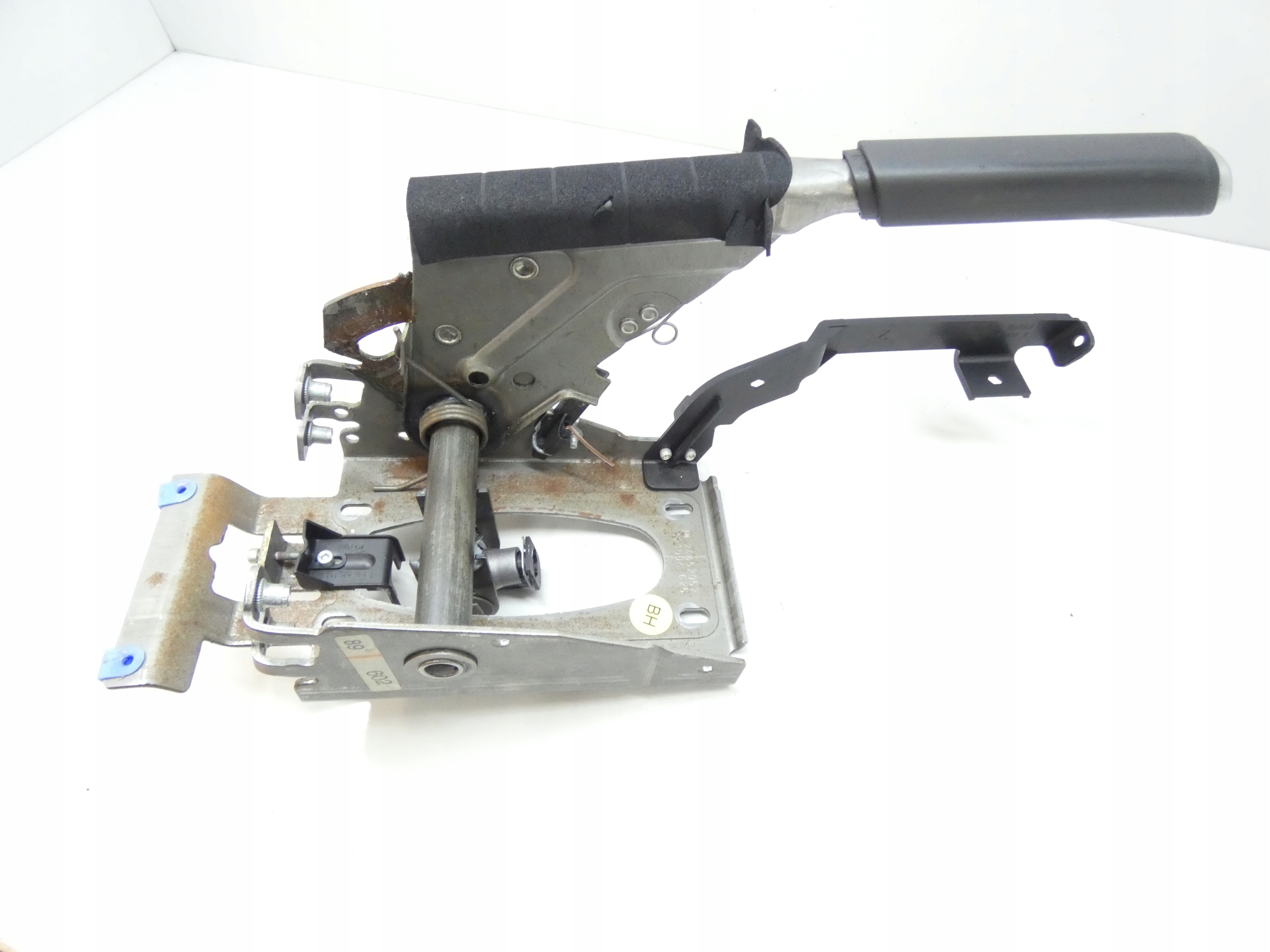 DŹWIGNIA HAMULCA RĘCZNEGO OPEL VECTRA C SIGNUM 02-08 24452053