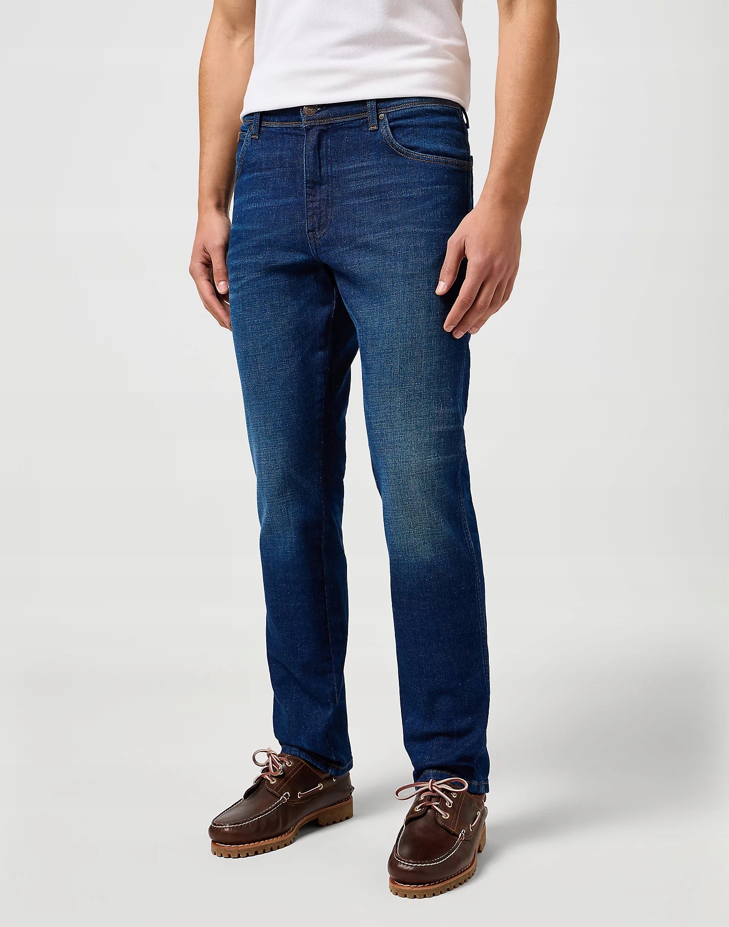 Wrangler Texas 822 Authentic Slim 112362495 Blue Abyss W44 L32