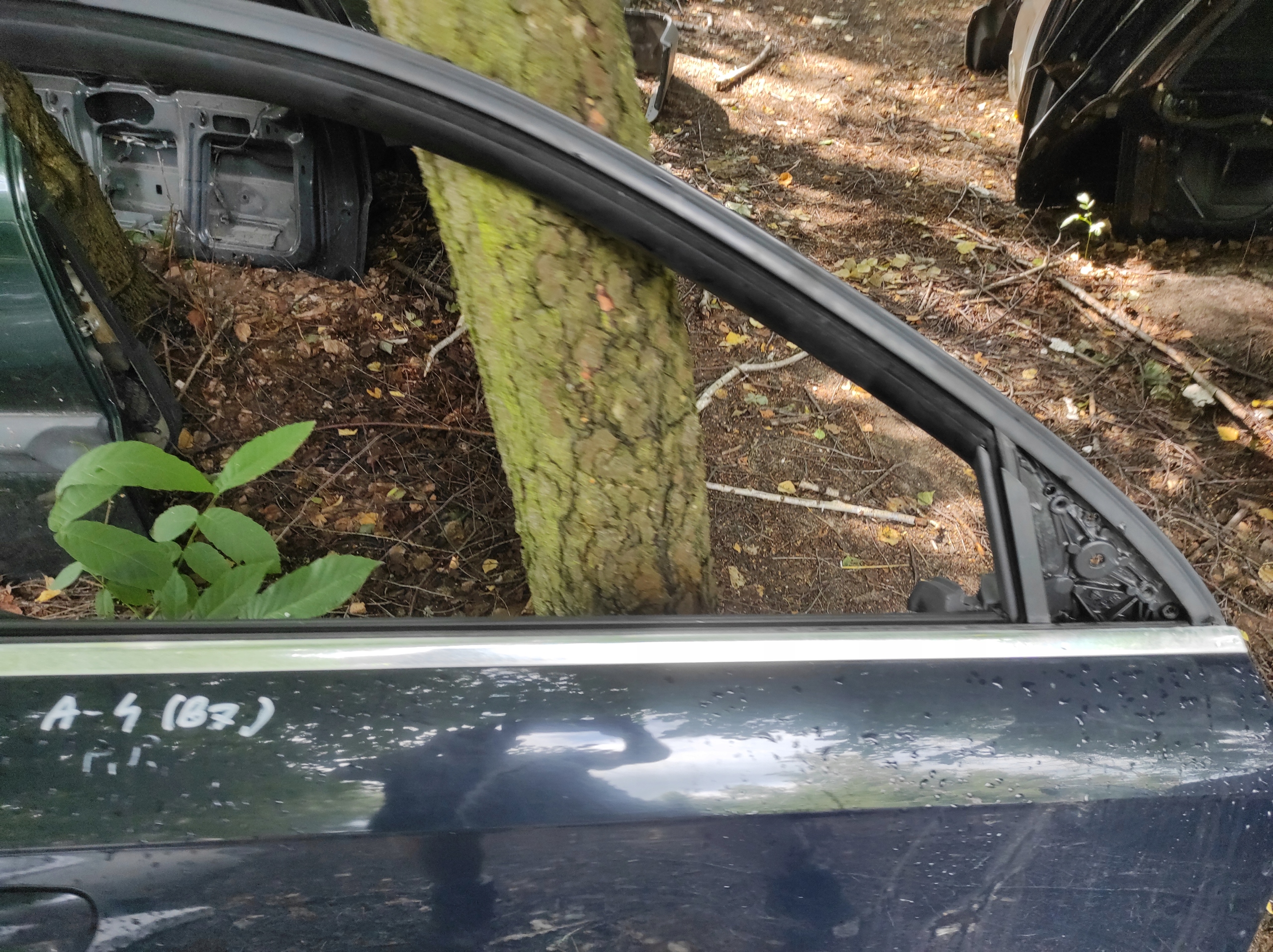 dveře pravé předek přední Audi a4 b7 lz5a