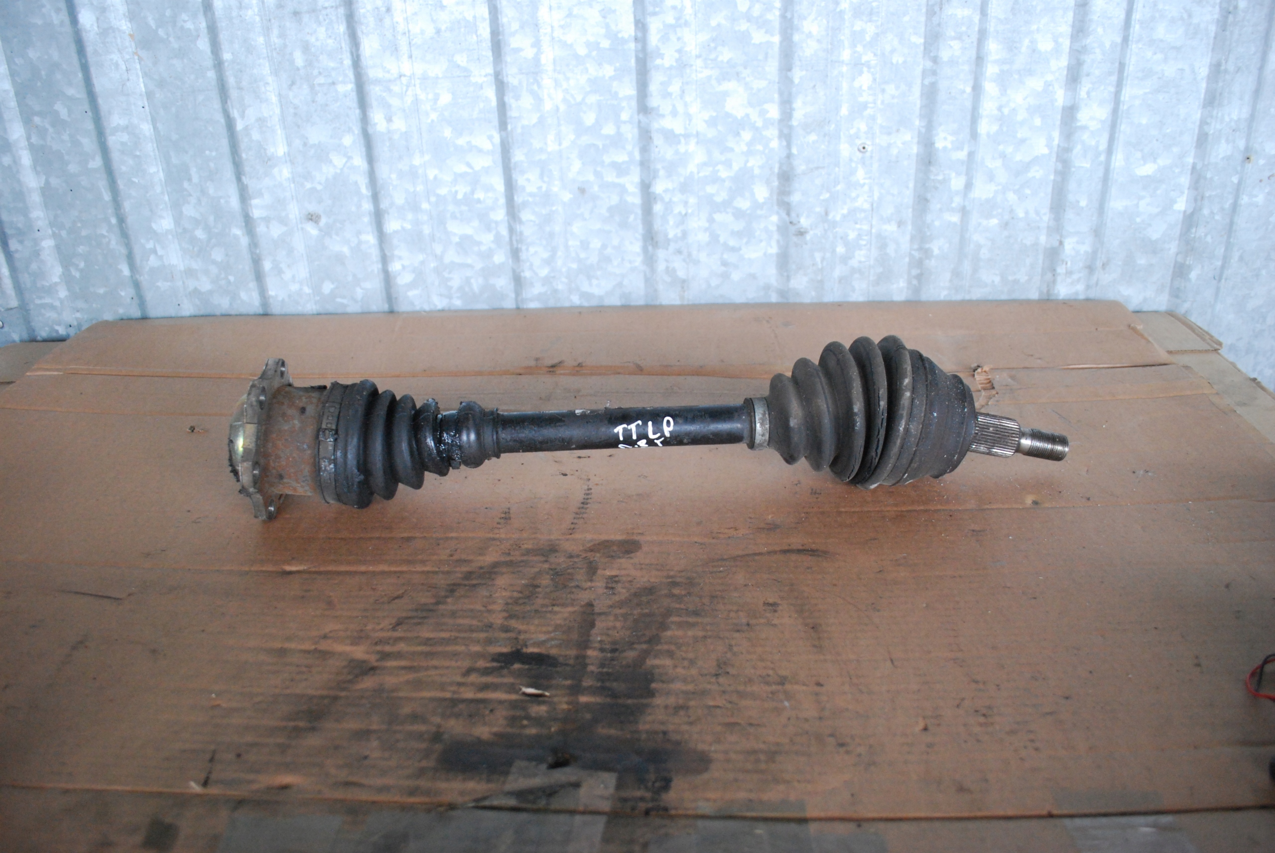 ПЫВВЫСЬ ЛІВИЙ ПЕРЕД AUDI TTn 1.8Tj0407417q