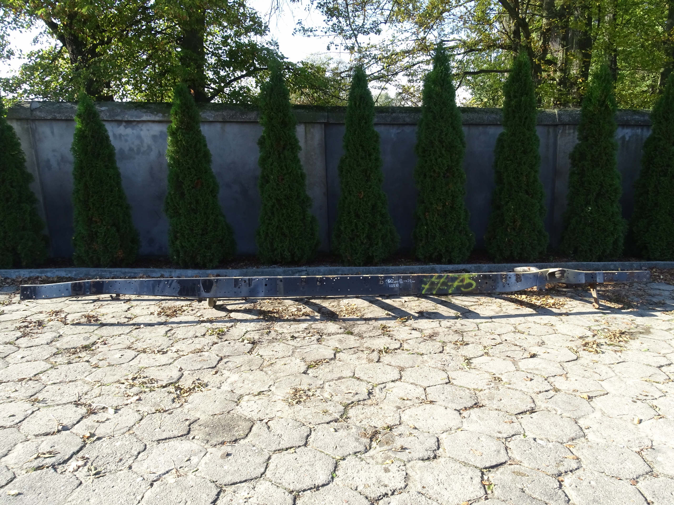 MERCEDES VARIO RAMA 662x21cm 2006 r 108