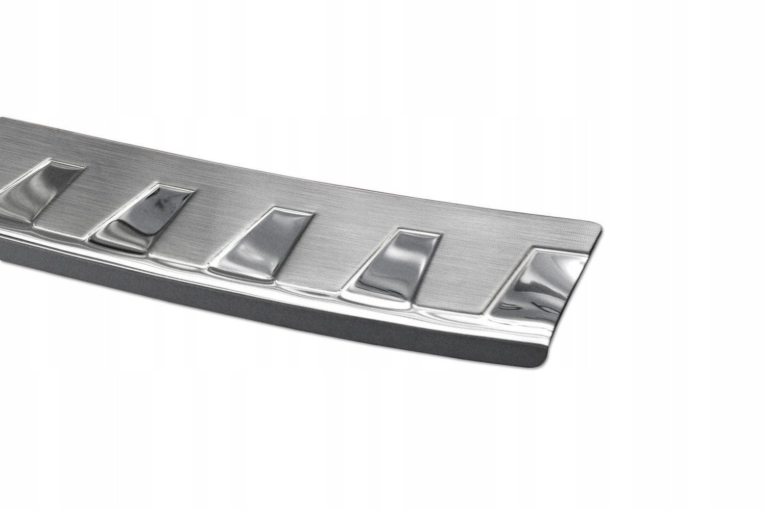Ochranná lišta na nárazník pre Seat Leon III 5F 2013-2020 Kombi