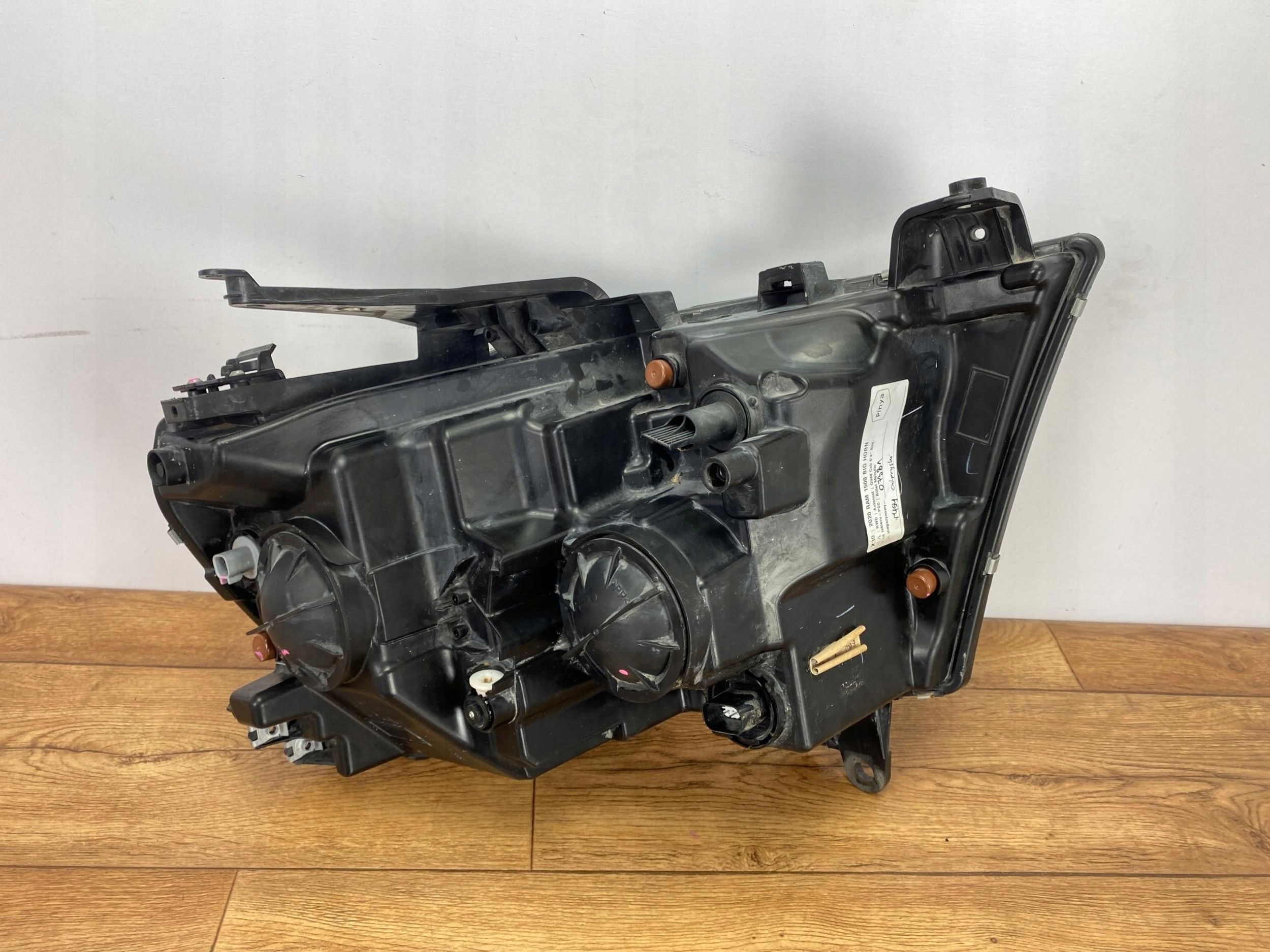 light front left Dodge Ram 1500 2019+ USA