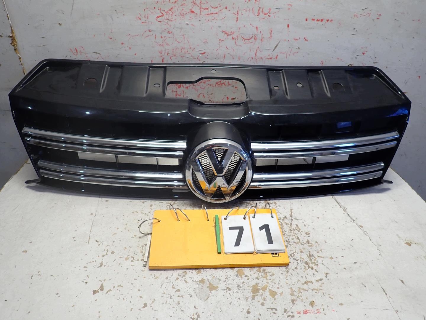 grill VW AMAROK LIFT 2016- 2H7853653