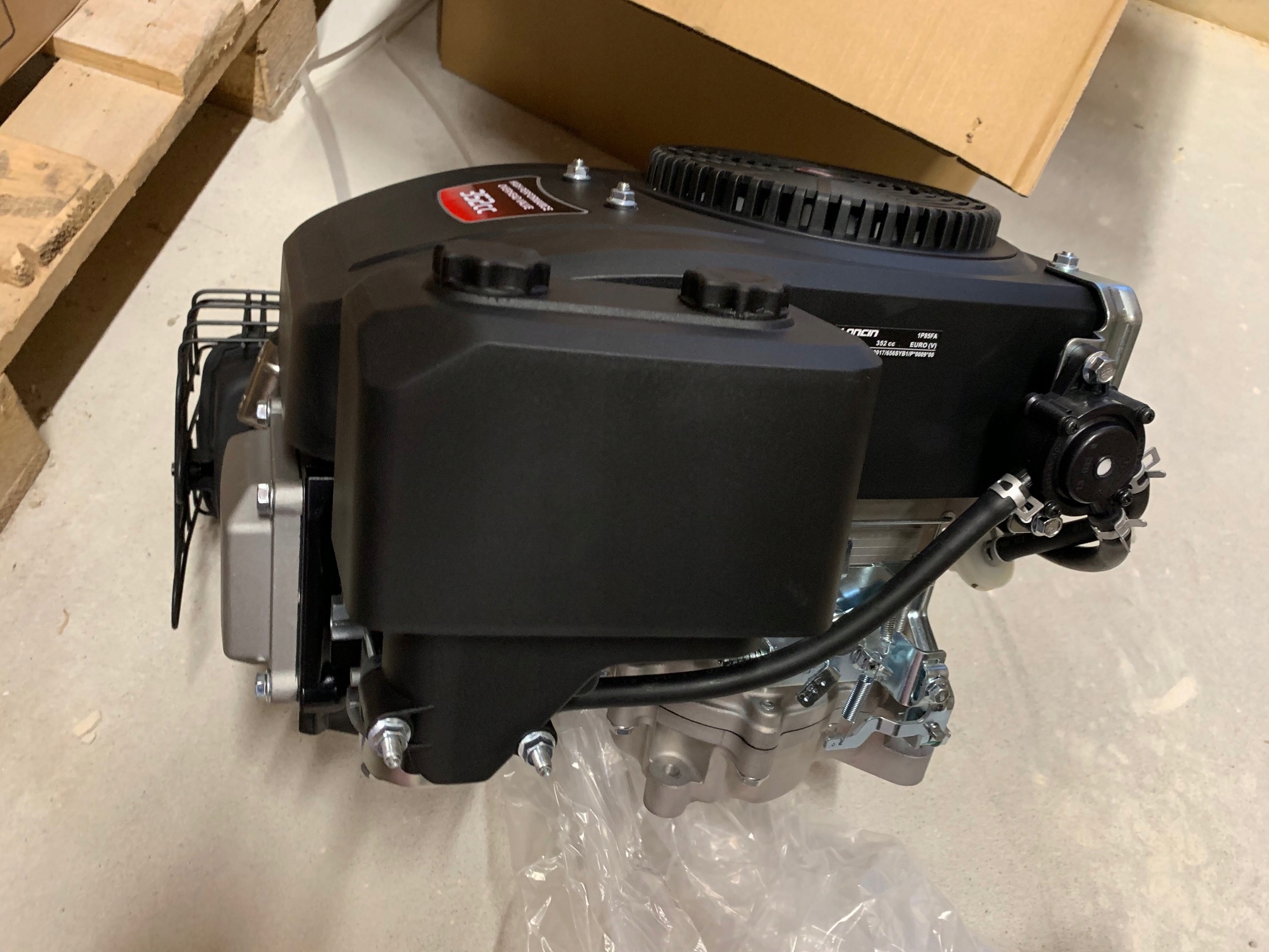 Silnik do traktorka LC1P85F-Euro 5 Loncin 12,5KM TŁUMIK W ZESTAWIE !! Marka Loncin