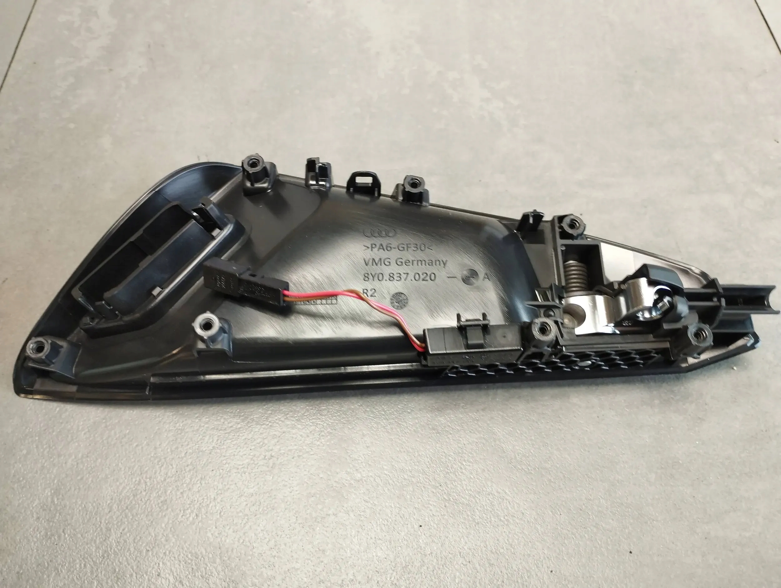 Audi S3 A3 8Y handle inner right front 8Y0837020