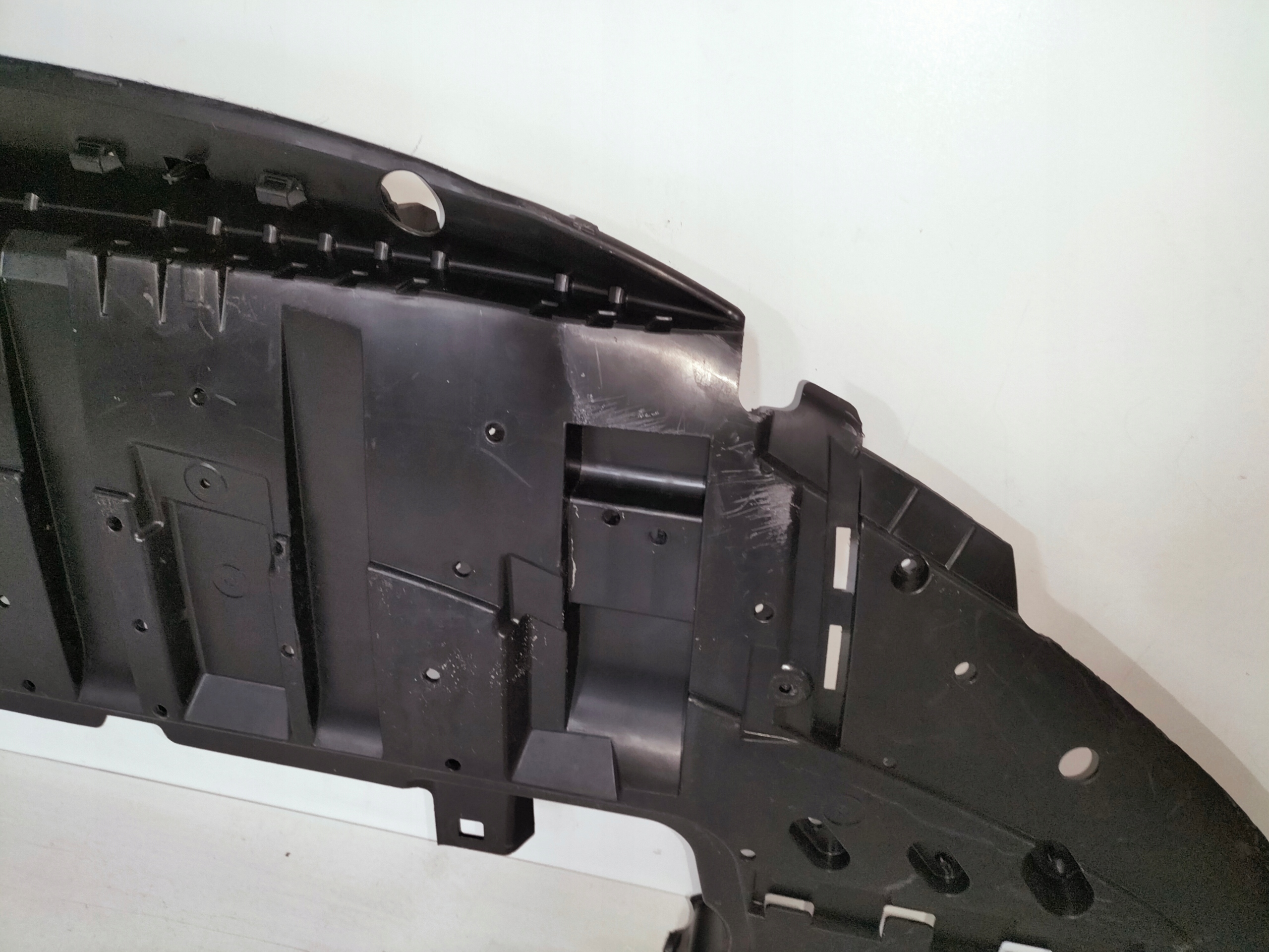 Blende Abdeckung abdeckung unter Stoßstange VOLVO V90 II 16- CROSS