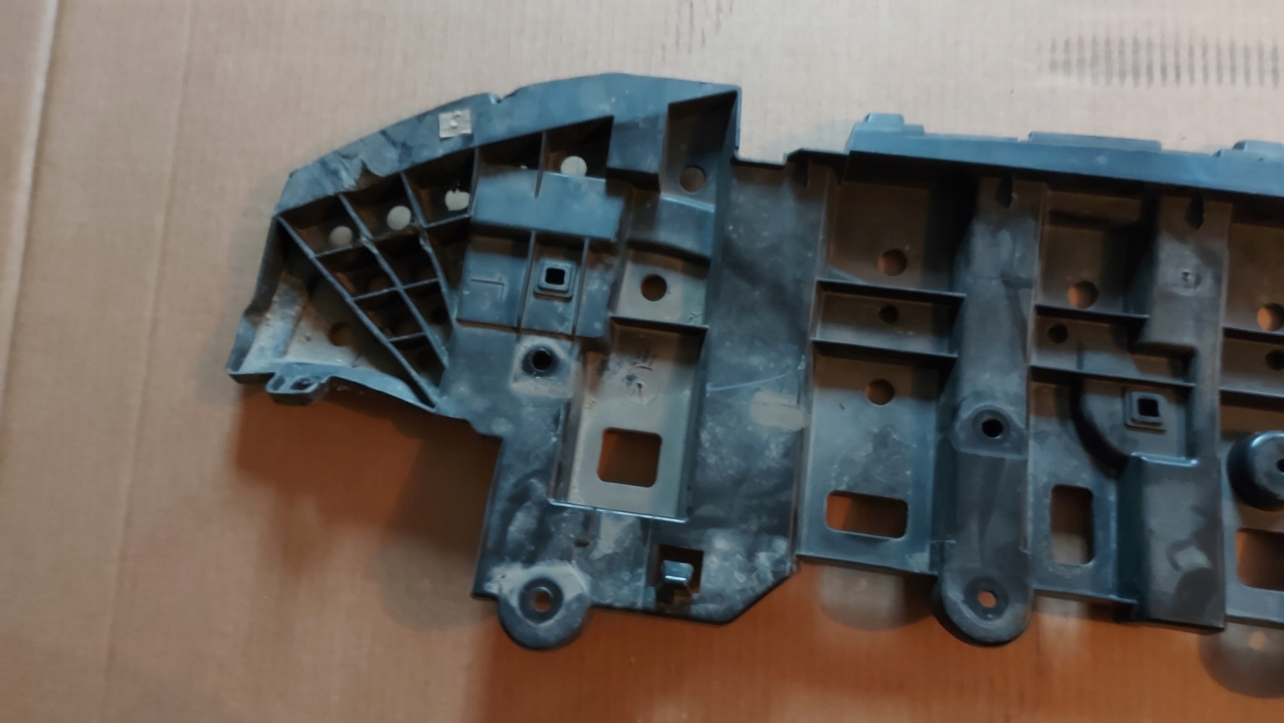 ABSORBER cover below bumper TOYOTA YARIS IV 20