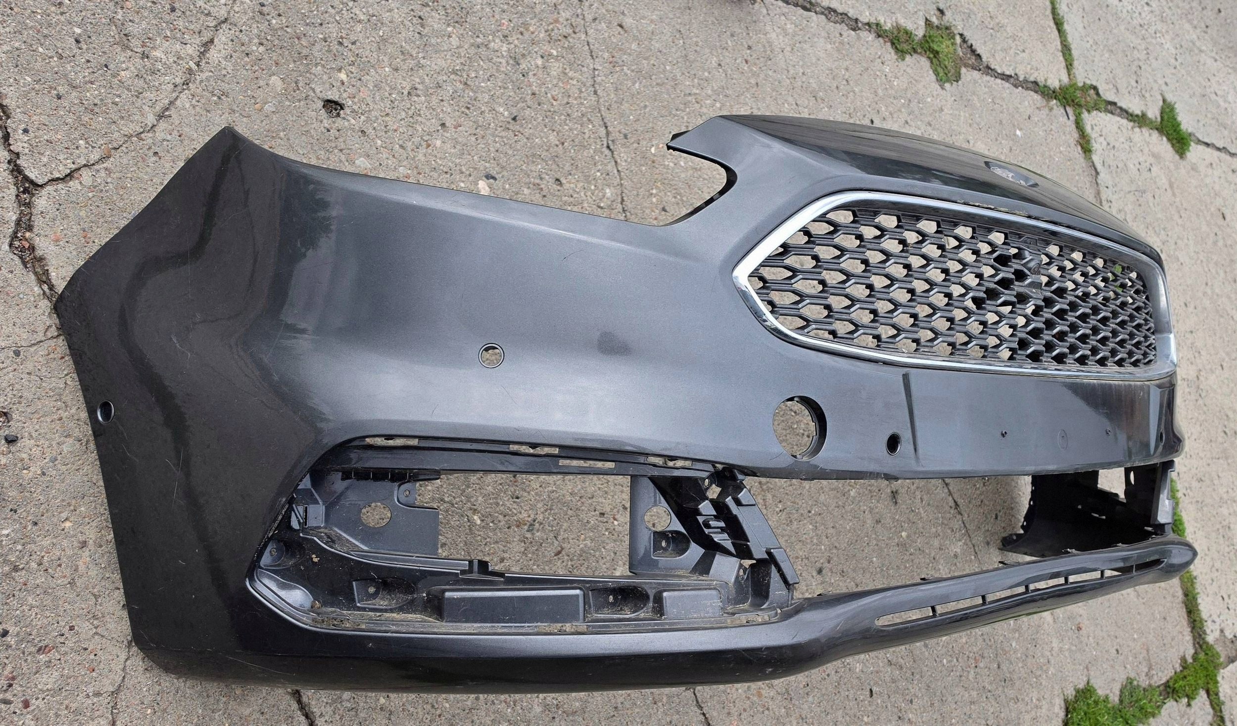 Ford S-MAX II Vignale 2014-2019 GM2B17C831R front bumper grill kamera