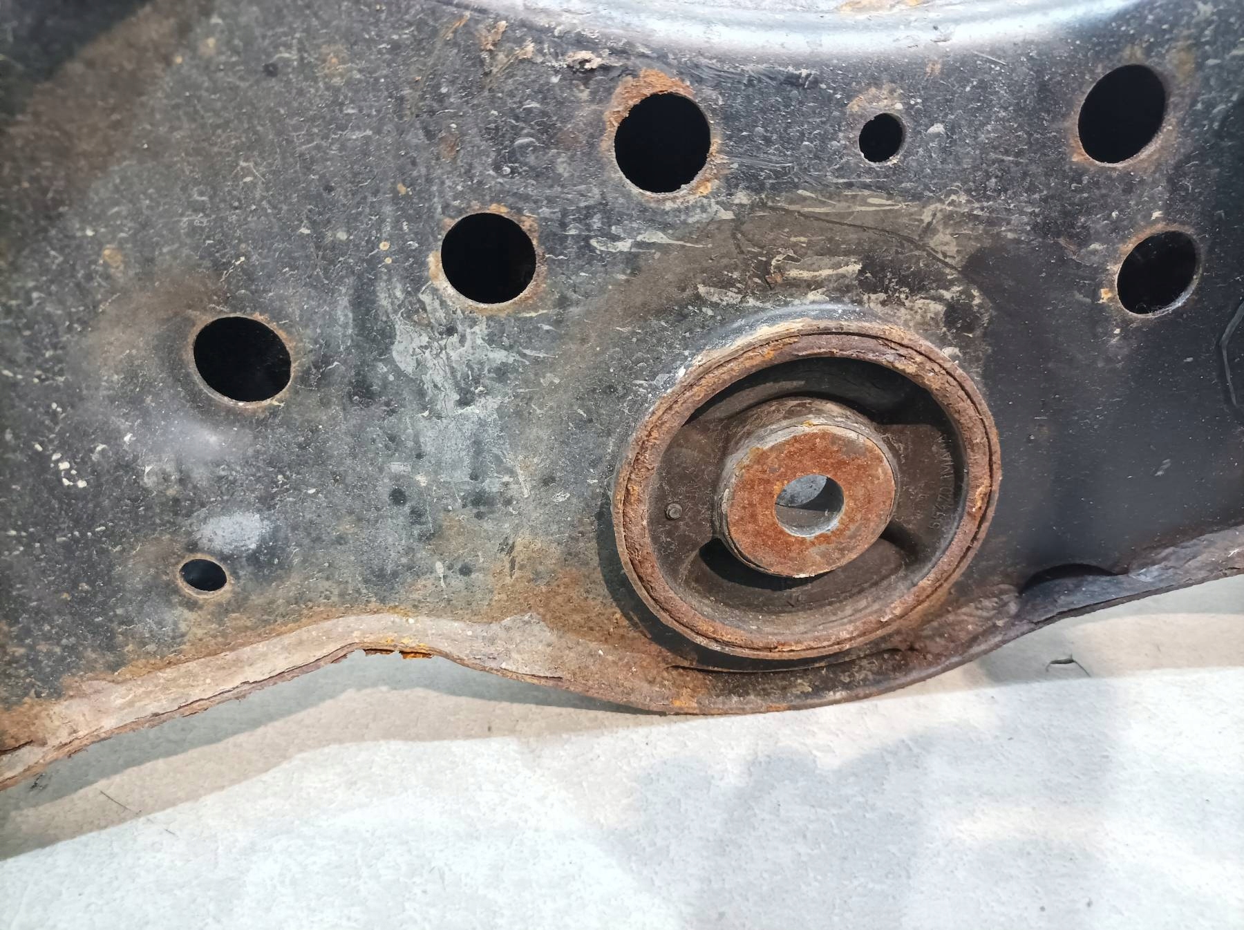 axle beam springing rear part Infiniti Q50 and (2013- )