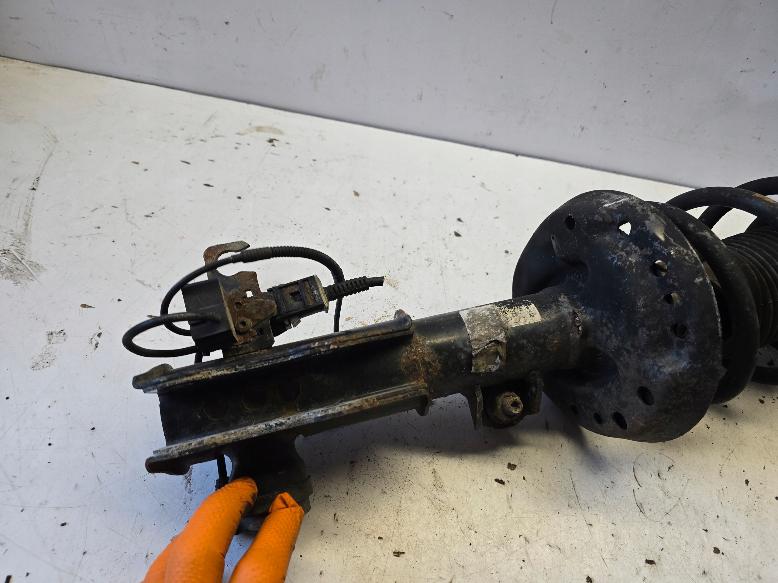 OPEL INSIGNIA A LIFT McPherson shock absorber left front IDS FLEXRIDE 22957278